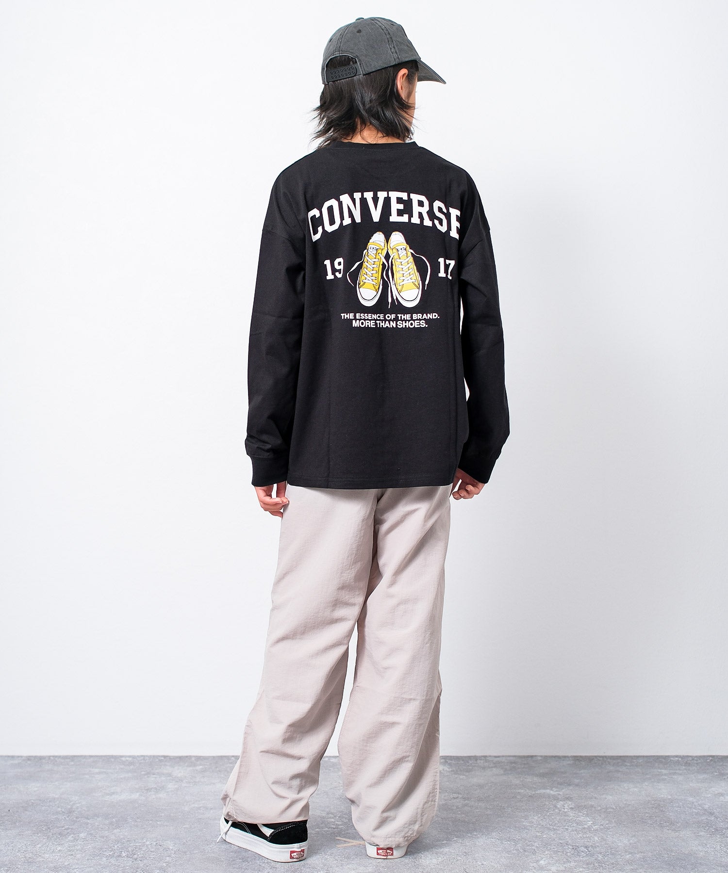 ラット エフェクト RAT EFFECT CONVERSE 別注スニーカーロゴプリントロングTシャツ （ブラック） ブラック