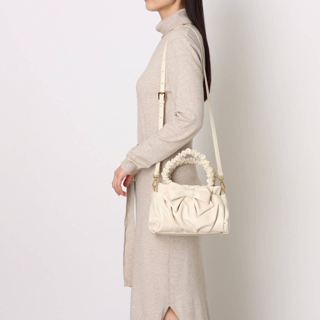 シンボノ SINBONO Daisy Crossbody Bag - Ivory （ホワイト） ホワイト