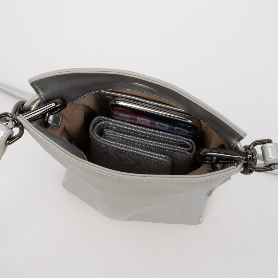 シンボノ SINBONO Nina Crossbody Wallet Phone Bag-Silver （シルバー） シルバー