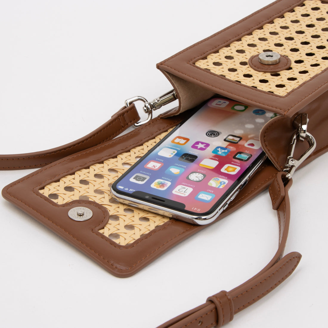シンボノ SINBONO Vera Crossbody Wallet Phone Bag - Brown （ブラウン） ブラウン