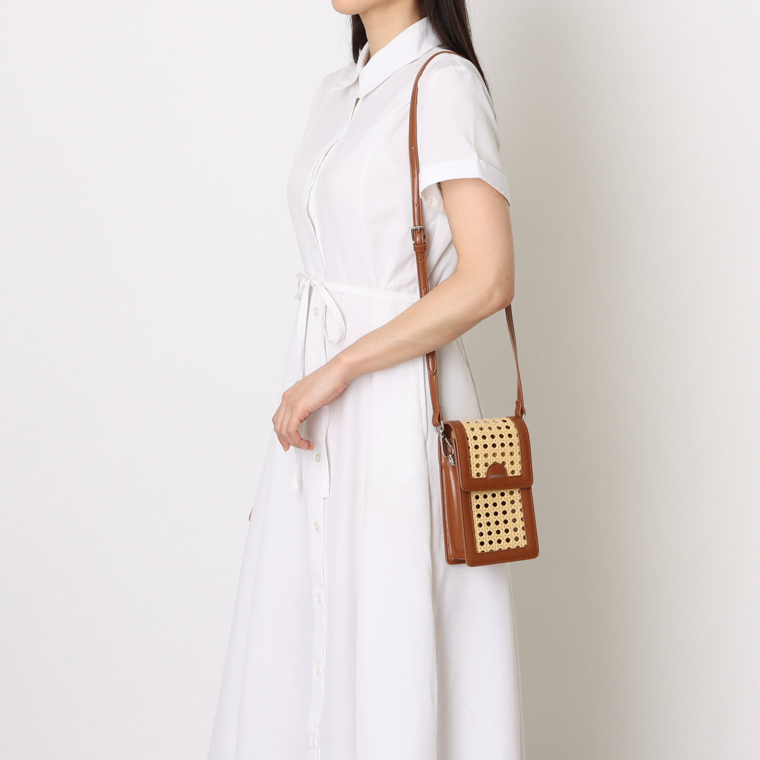 シンボノ SINBONO Vera Crossbody Wallet Phone Bag - Brown （ブラウン） ブラウン