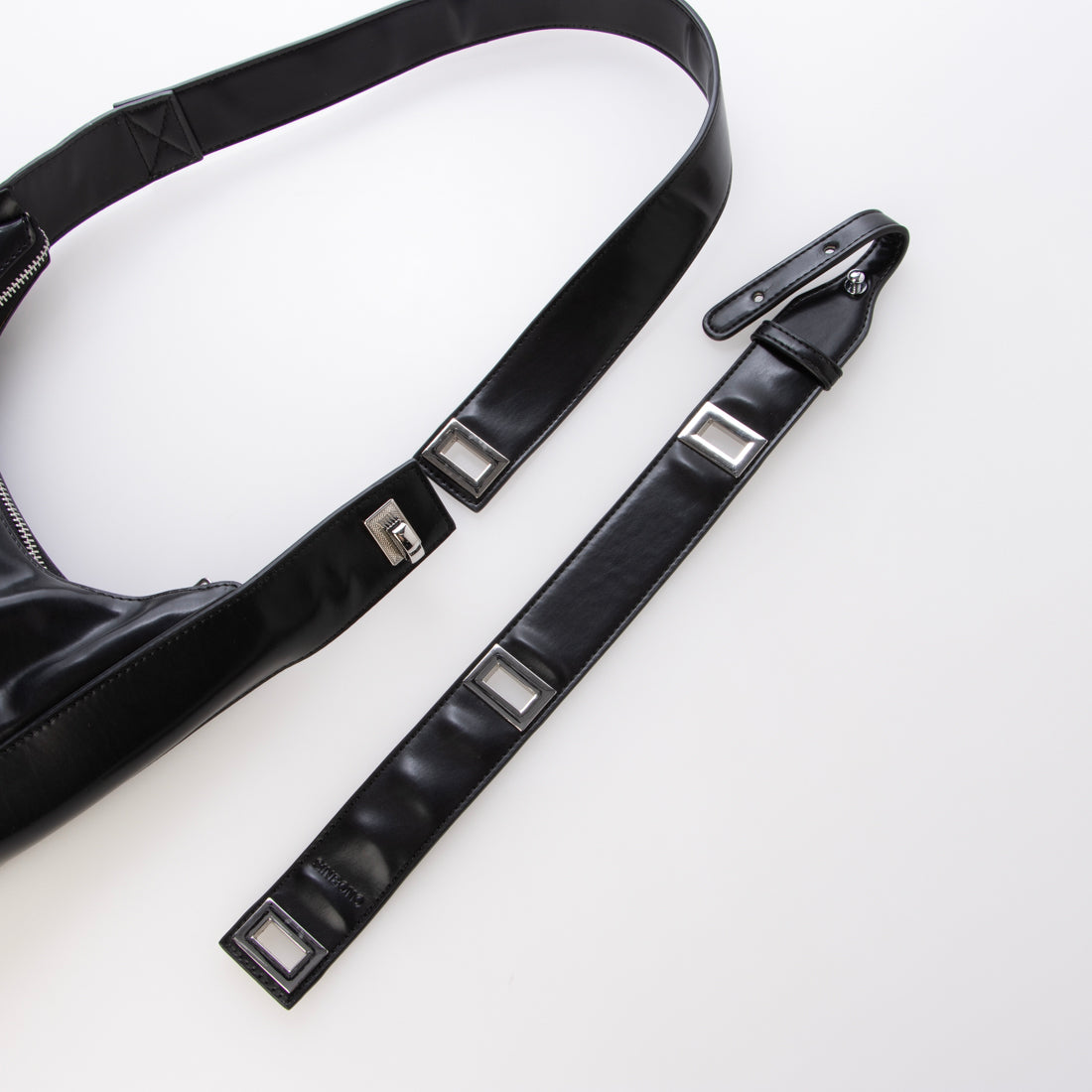 シンボノ SINBONO Maisie Shoulder Crossbody Bag - Black （ブラック） ブラック