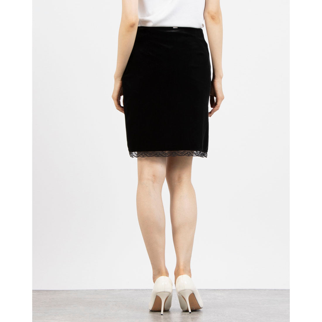 シルビアン ヒーチ SILVIAN HEACH レースポイントベロアスカート