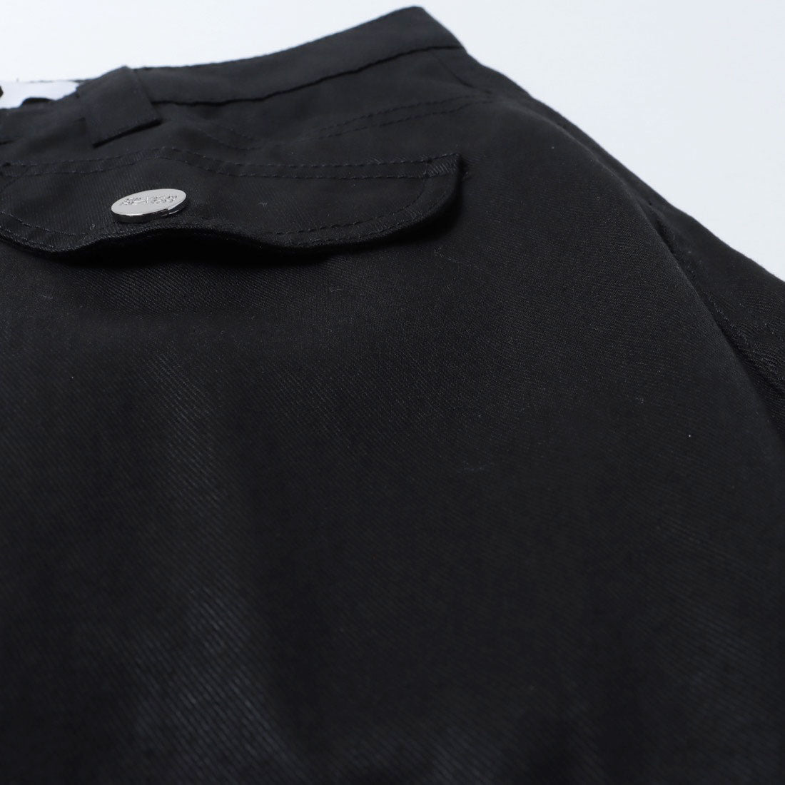 シルビアン ヒーチ SILVIAN HEACH ビッグポケットポイントカーゴPT （BLACK） BLACK