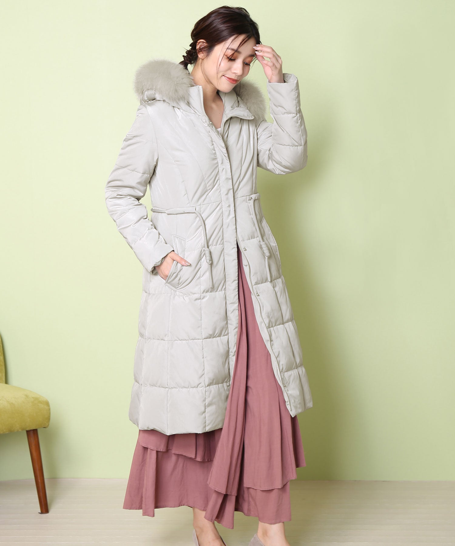 フィローモ Filomo [Filomo] ダウンコートブルーフォックス付き,ライトグレー