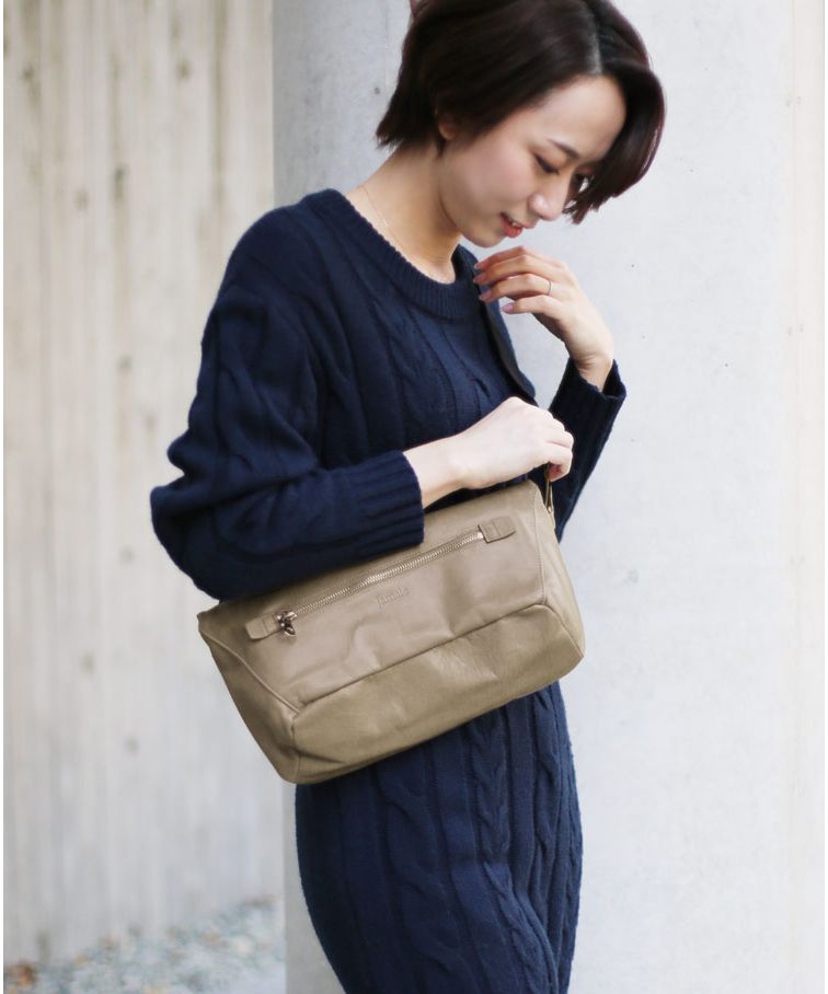 ジャマレ Jamale [Jamale]牛革レザーショルダーバッグ