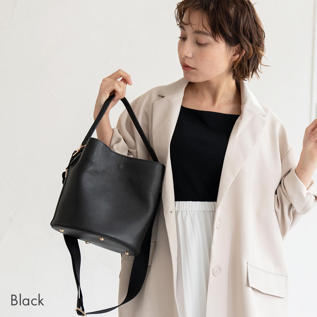 ミエノ mieno [mieno]本革レザーハンドバッグショルダーベルト付き （トープ） トープ