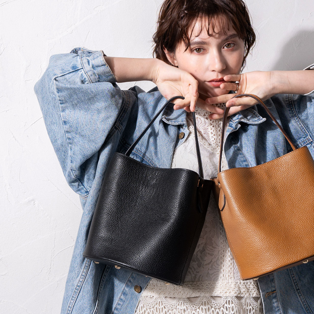 ミエノ mieno [mieno]本革レザーハンドバッグショルダーベルト付き （トープ） トープ