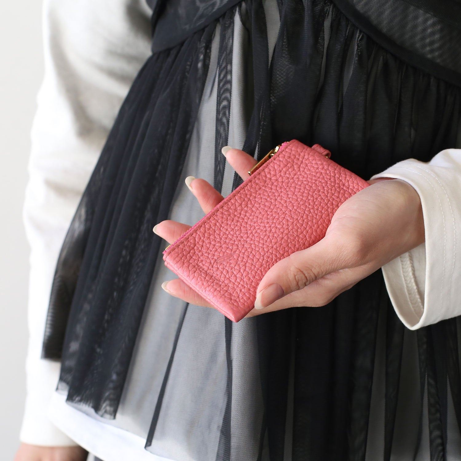 ミエノ mieno [mieno]本革レザーキーケース 薄型 （ピンク） ピンク