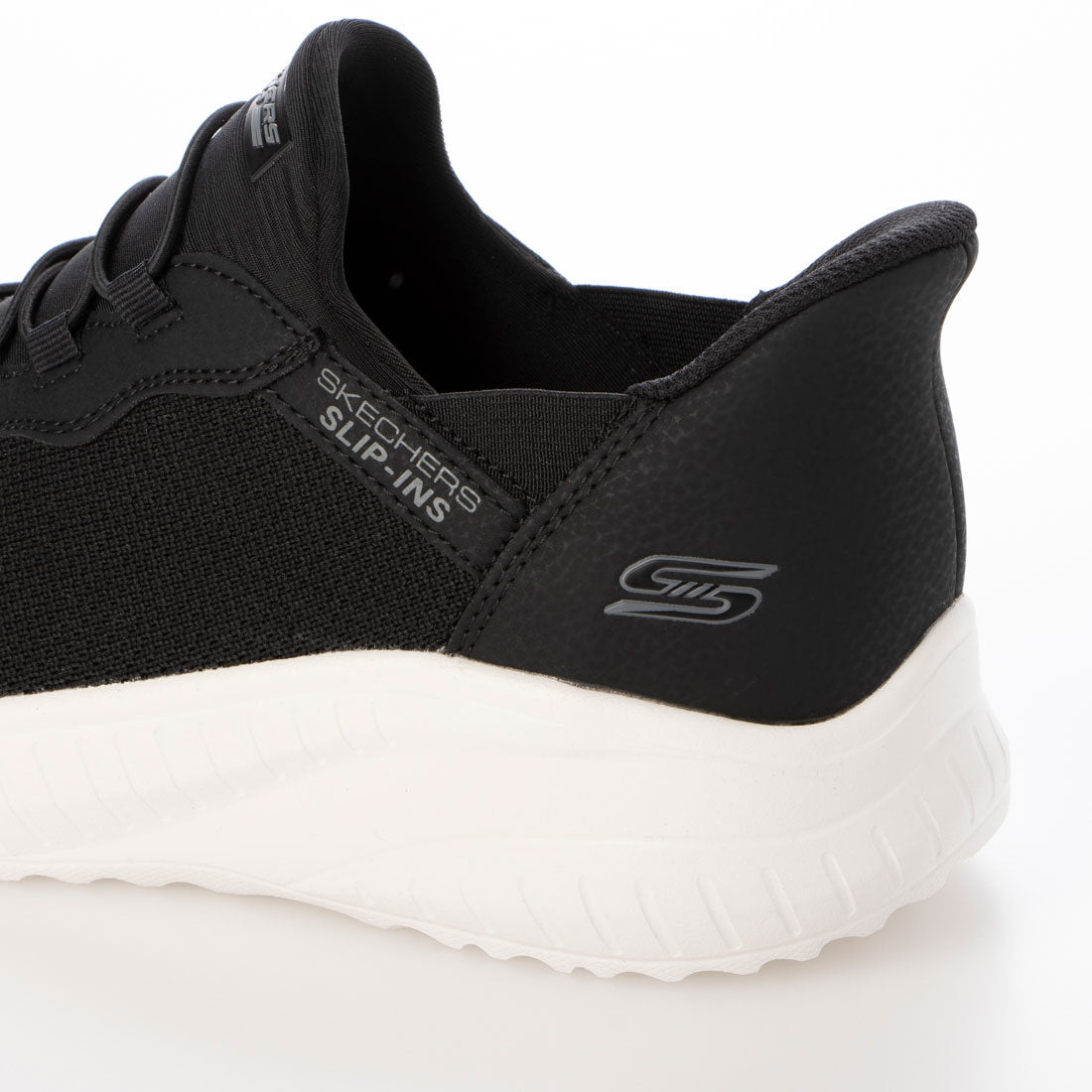 SKECHERS　BOBSSQUADCHAOS-DAI　118300
