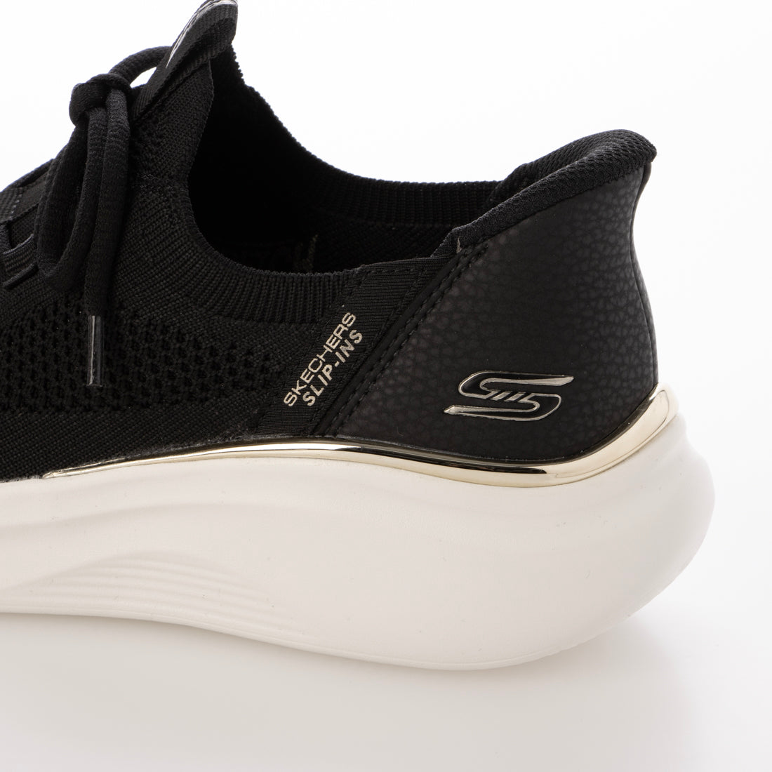 スケッチャーズ SKECHERS SLIP-INS:BOBS B LOVE -TRUE DELIGHT スリップインズ:ボブススポートBラブ-トゥルーデライト （ブラック） ブラック