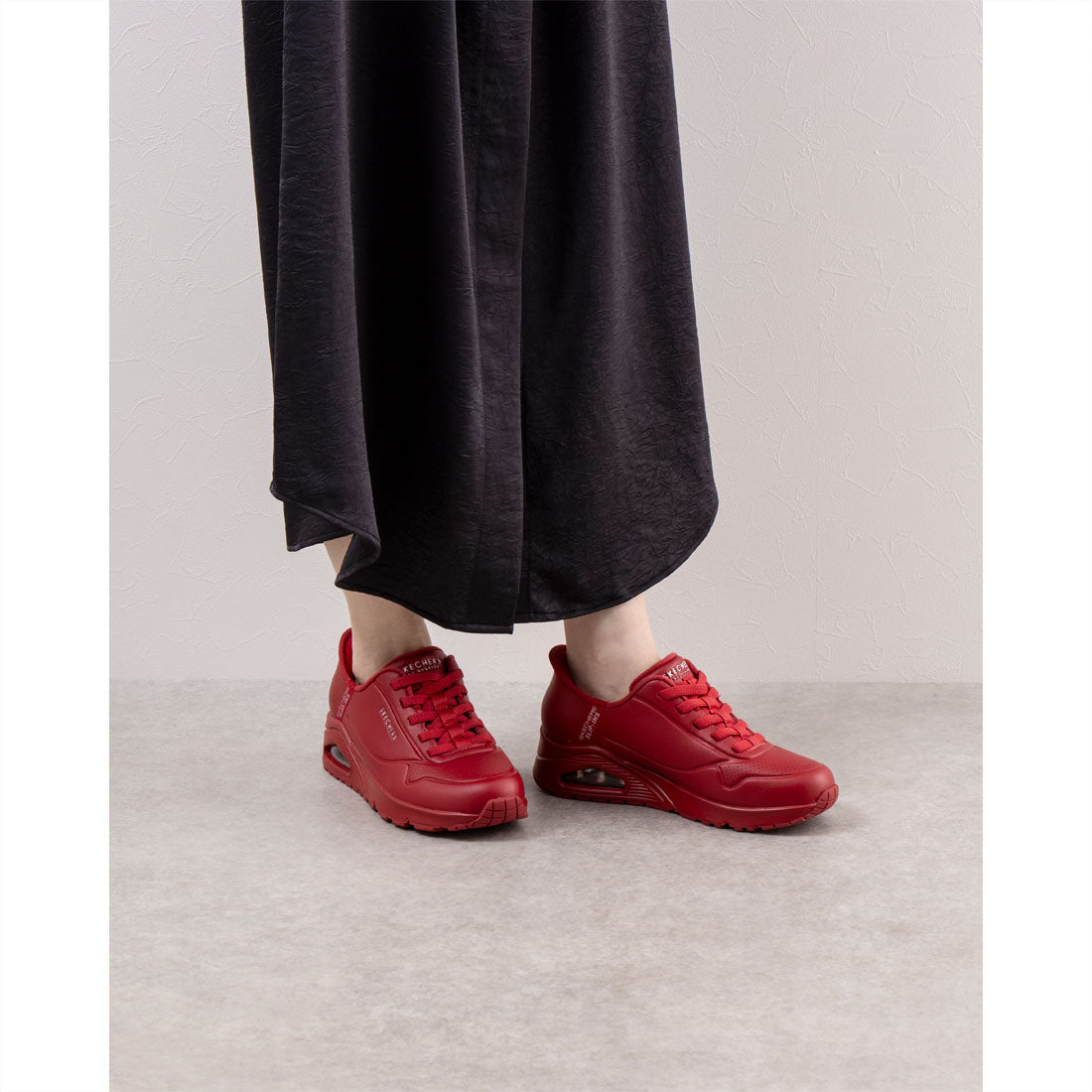 SKECHERS SLIP-INS:UNO-EASY AIR 繫帶運動鞋 177112