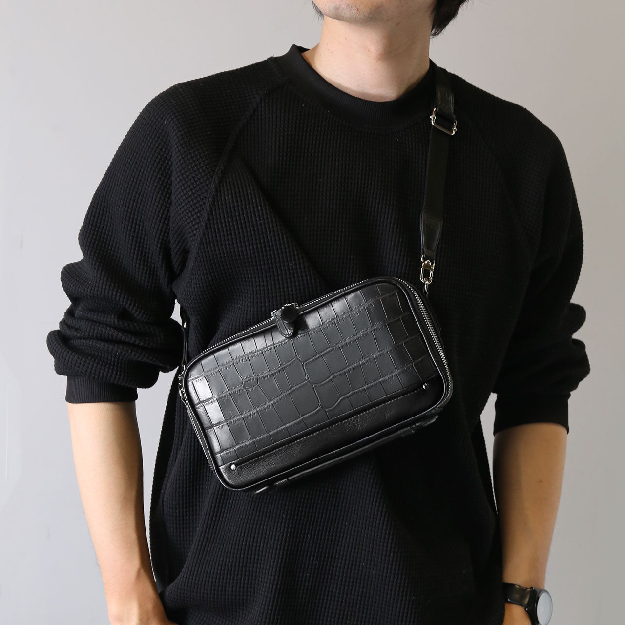 サンキョウショウカイ 三京商会 クロコダイルレザー2way クラッチバッグ ボディバッグ メンズ （ブラック） ブラック
