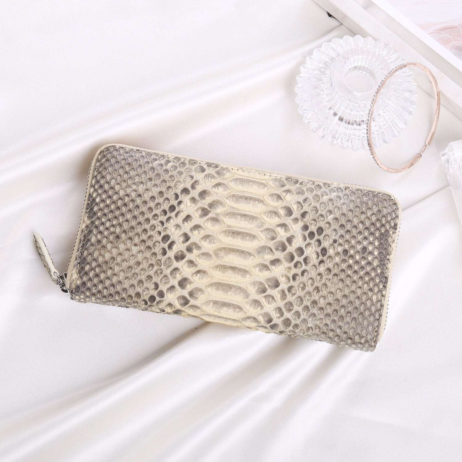 三京商會鳄鱼皮长钱包