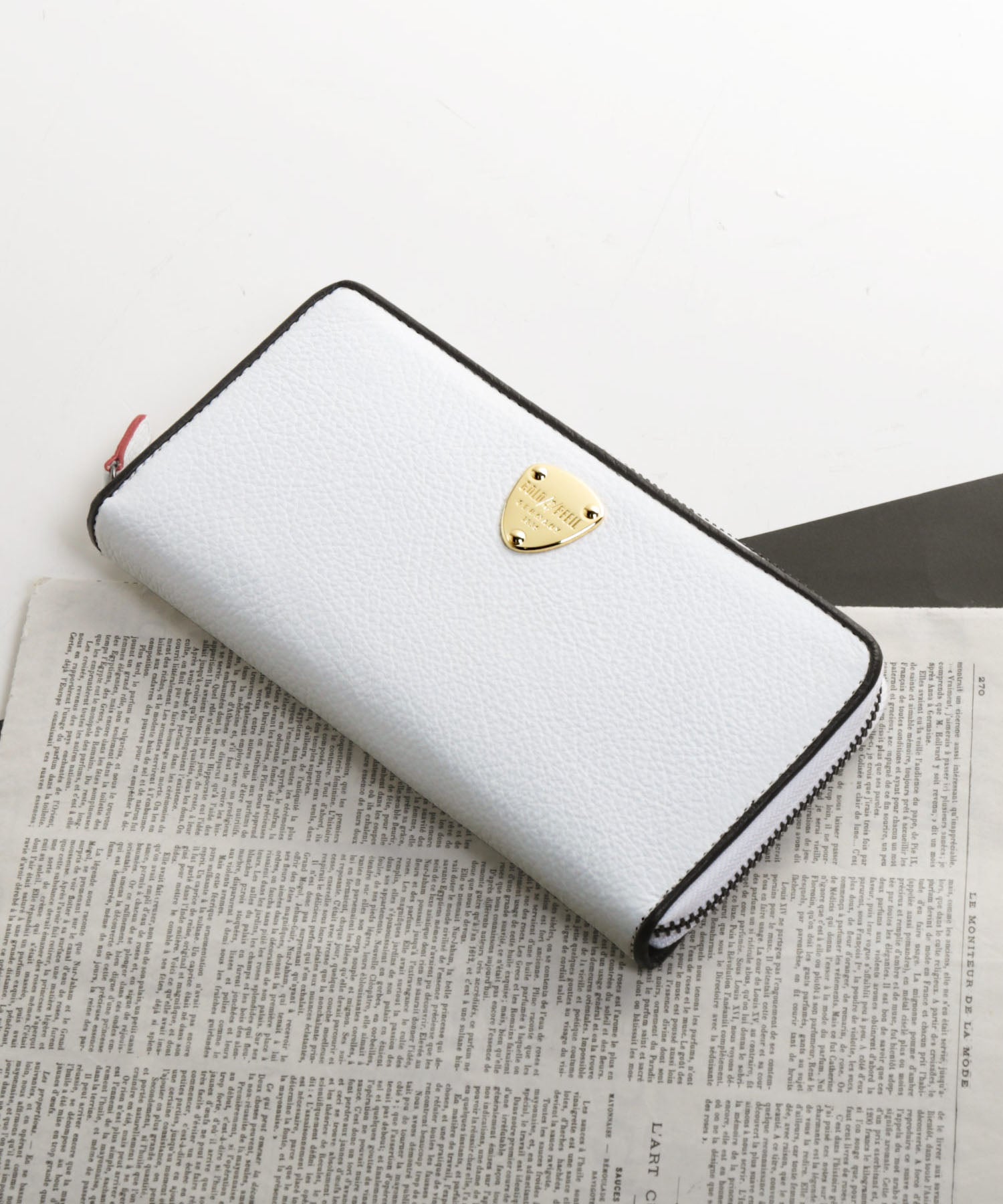 サンキョウショウカイ 三京商会 [GOLD PFEIL]牛革レザーバイカラーラウンドファスナー長財布 （ホワイト×ブラック） ホワイト×ブラック