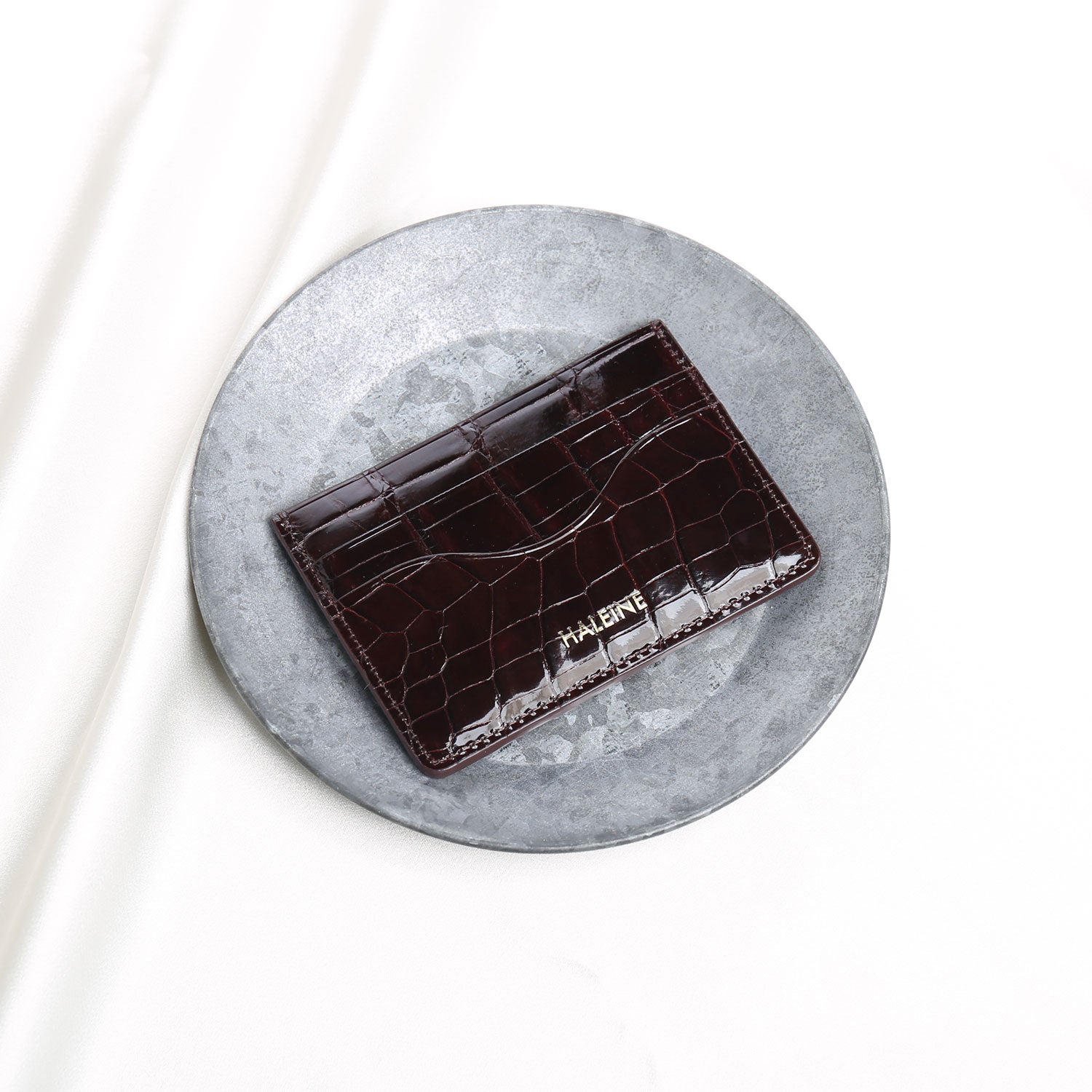 サンキョウショウカイ 三京商会 カードケース 薄型 本革クロコダイルレザー （ダークブラウン） ダークブラウン