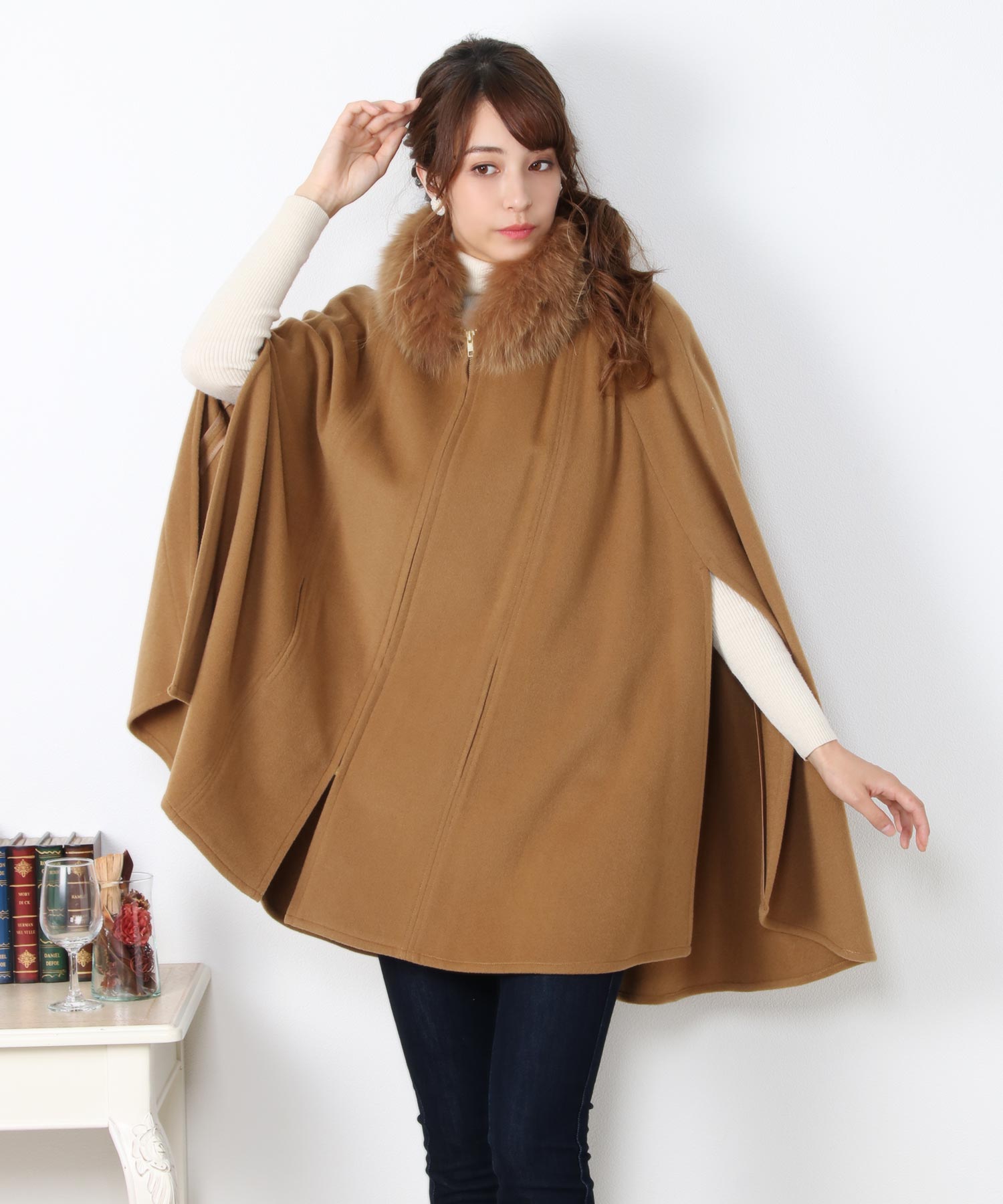 Sankyo Shokai [Filomo] Cashmere Blend Cape with Fox Collar