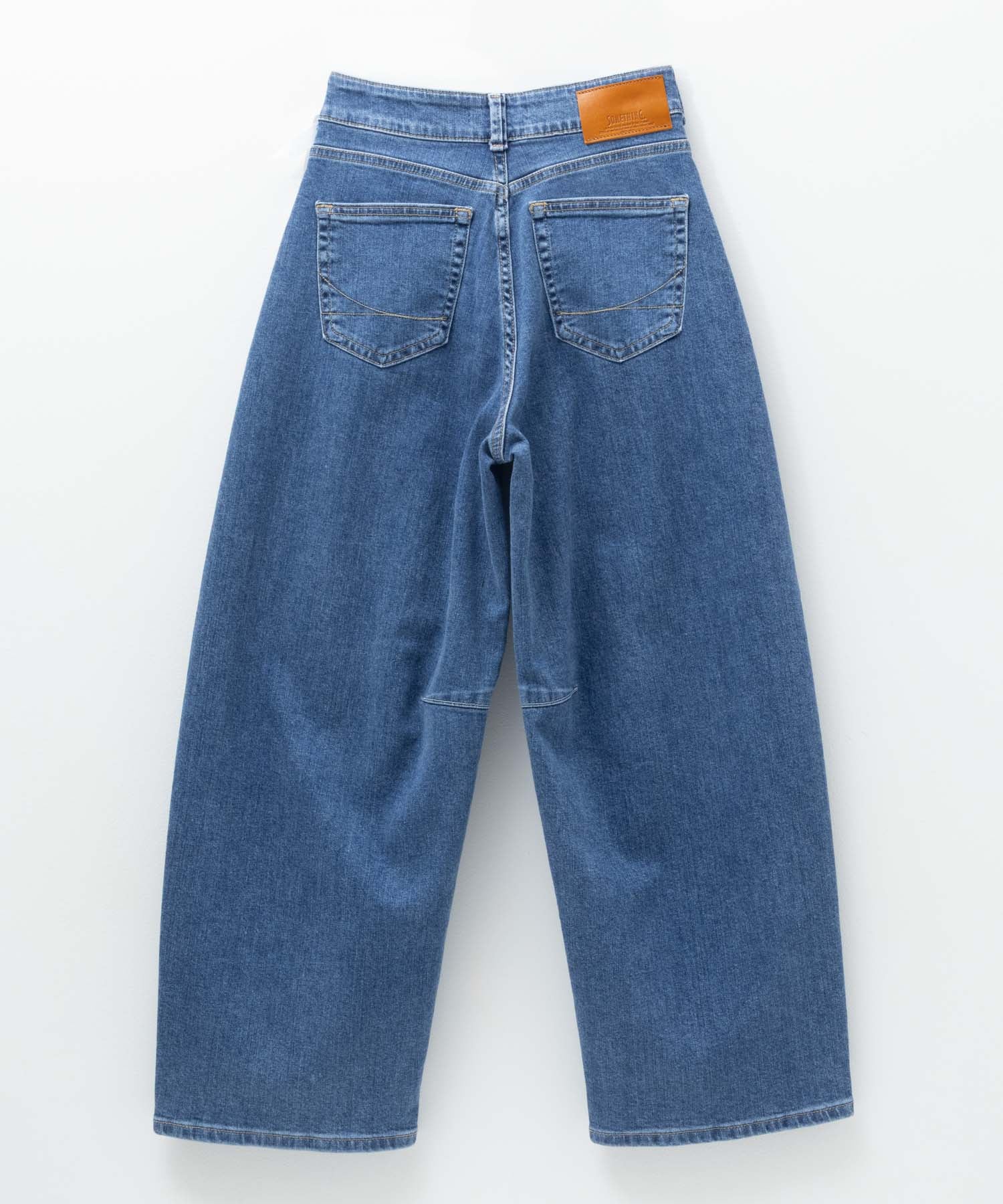 サムシング SOMETHING HANAタックカーブデニムパンツ （フェイドブルー） フェイドブルー