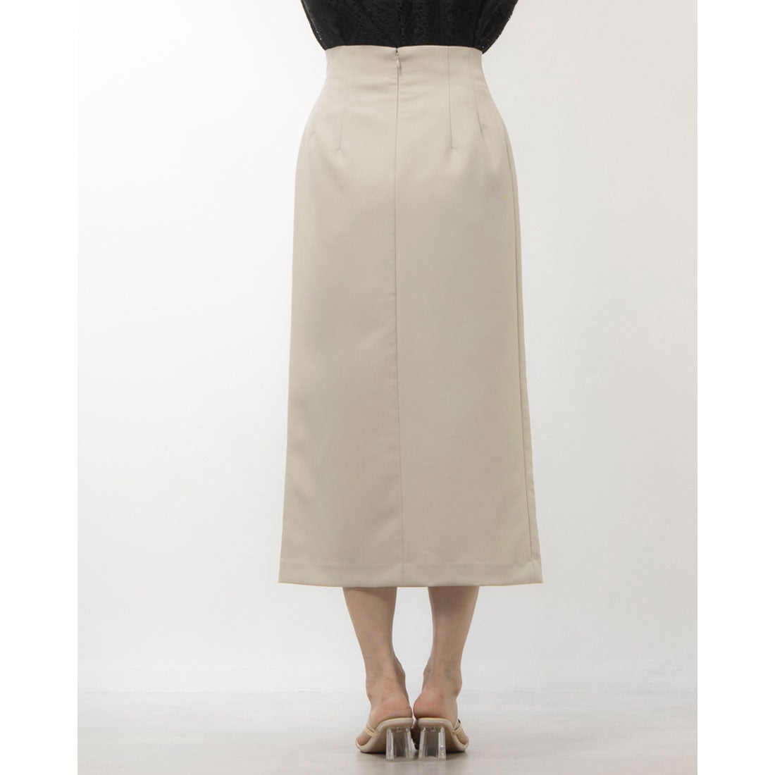ソルレム solleim フロントスリットIラインスカート
