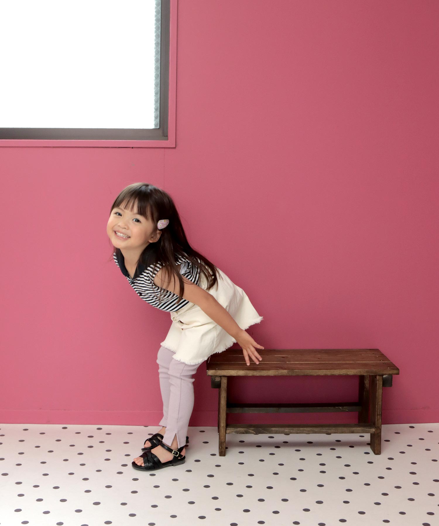ソロット SOROTTO 編込みストラップのソフトフェイクレザーサンダル (KIDS) （ブラック） ブラック
