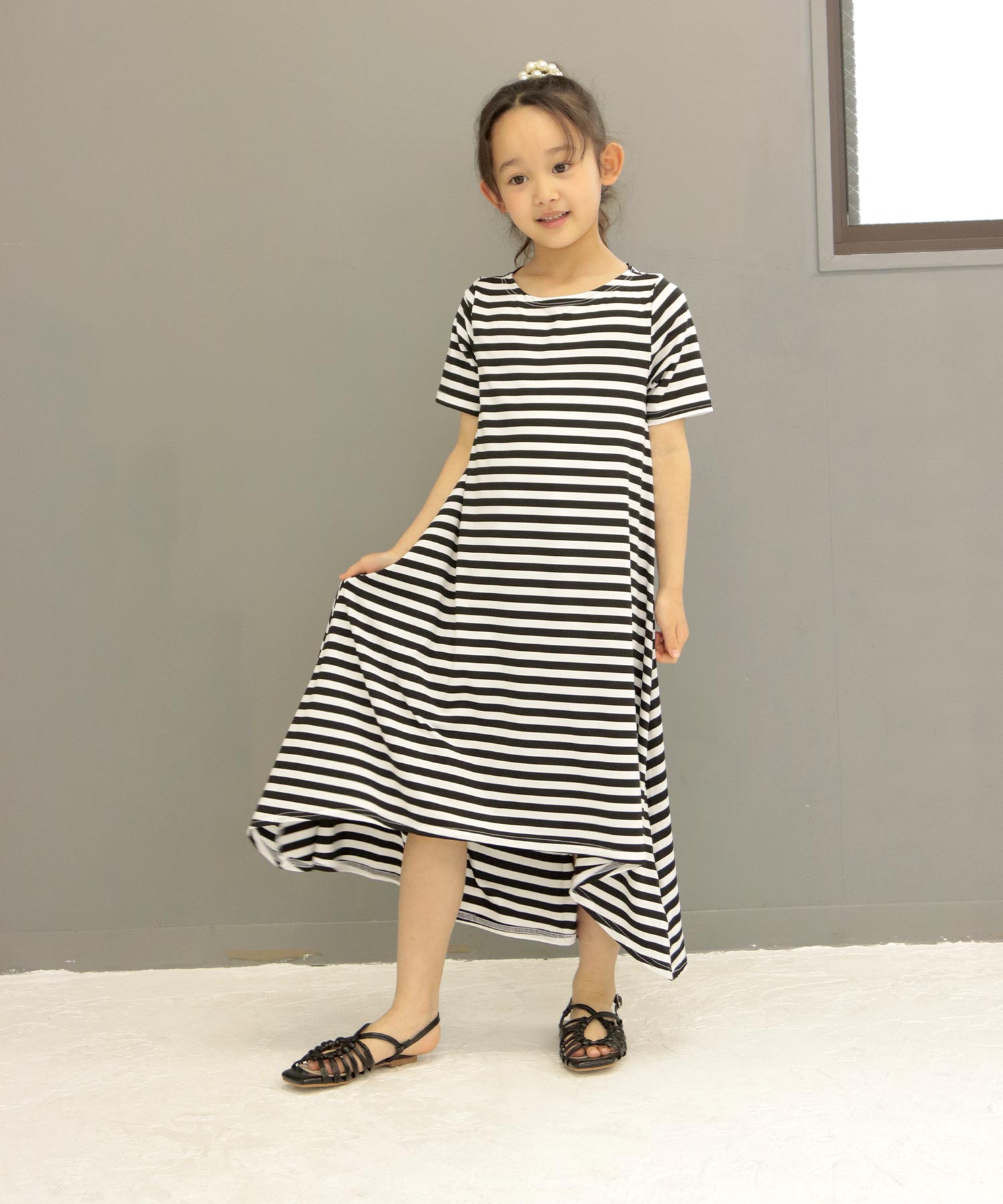 ソロット SOROTTO 【ママとお揃い】メニ?ストラップのノットデザインスクエアトゥサンダル（KIDS) （ブラック） ブラック