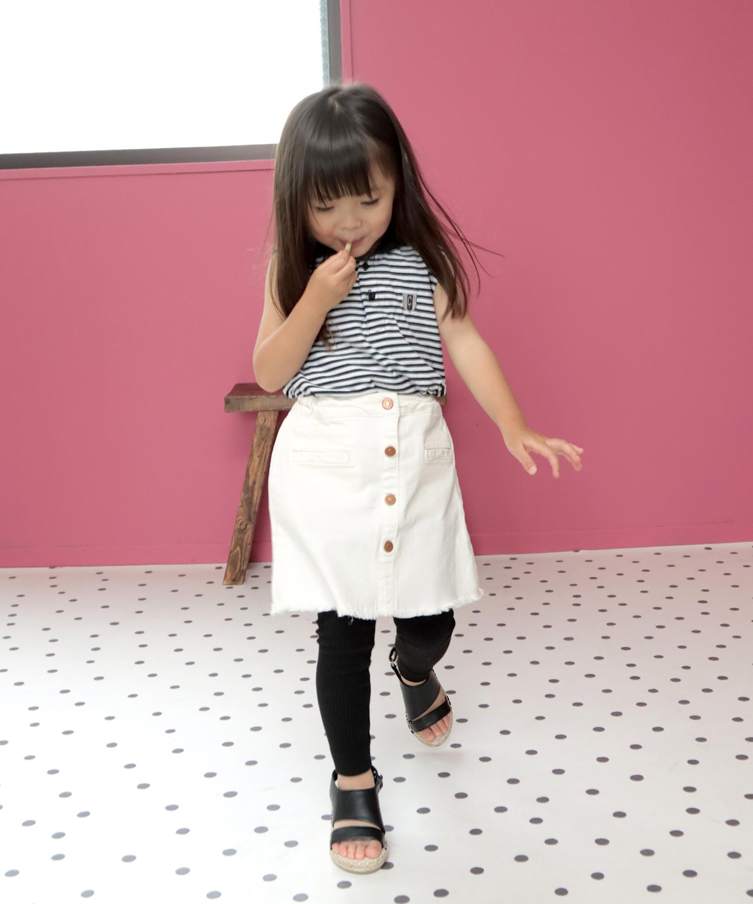 ソロット SOROTTO 【ママとお揃い】斜めストラップのジュートサンダル (KIDS) （ブラック） ブラック