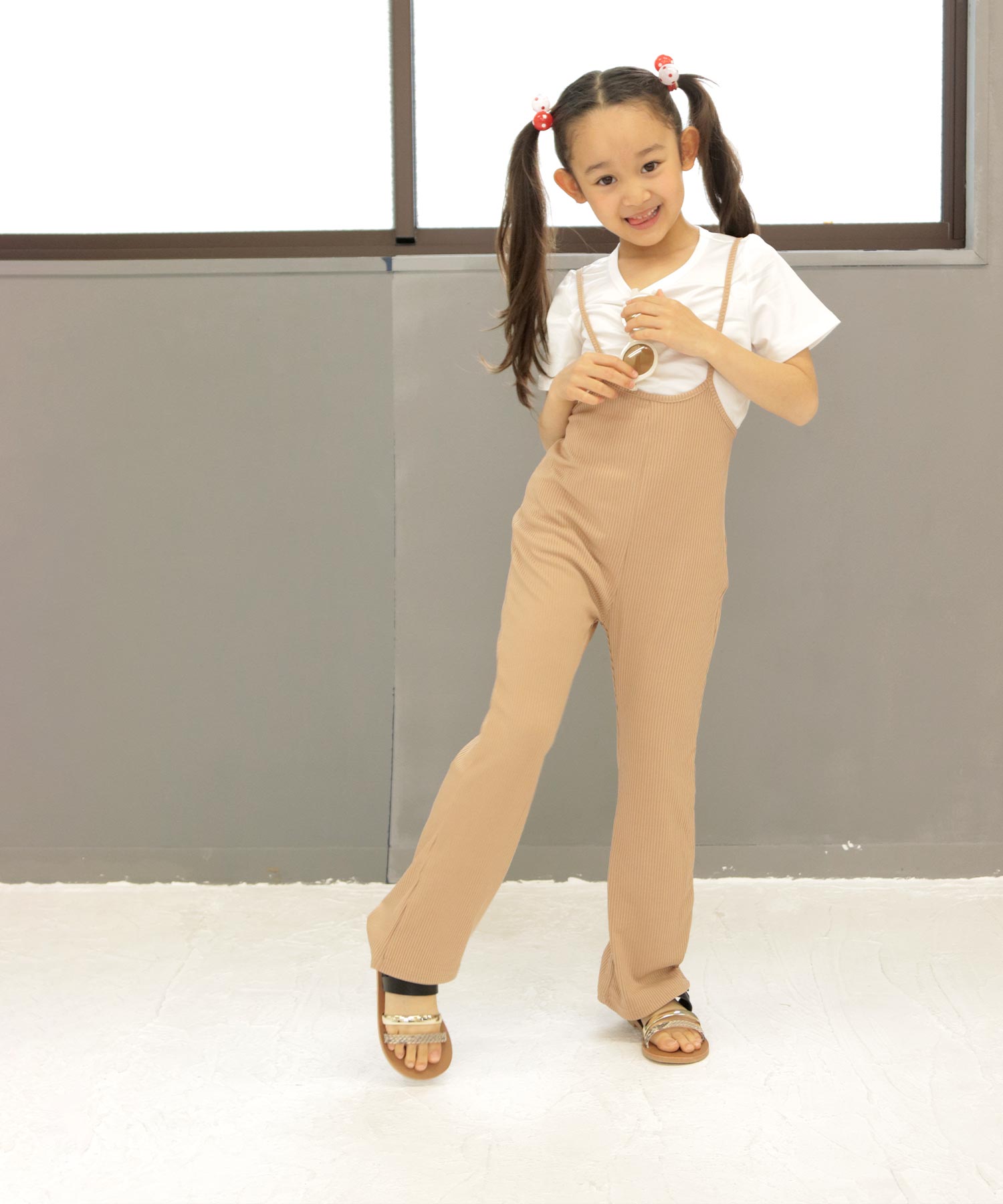 ソロット SOROTTO 【ママとお揃い】3連ストラップのフラットサンダル (KIDS) （ブラック） ブラック