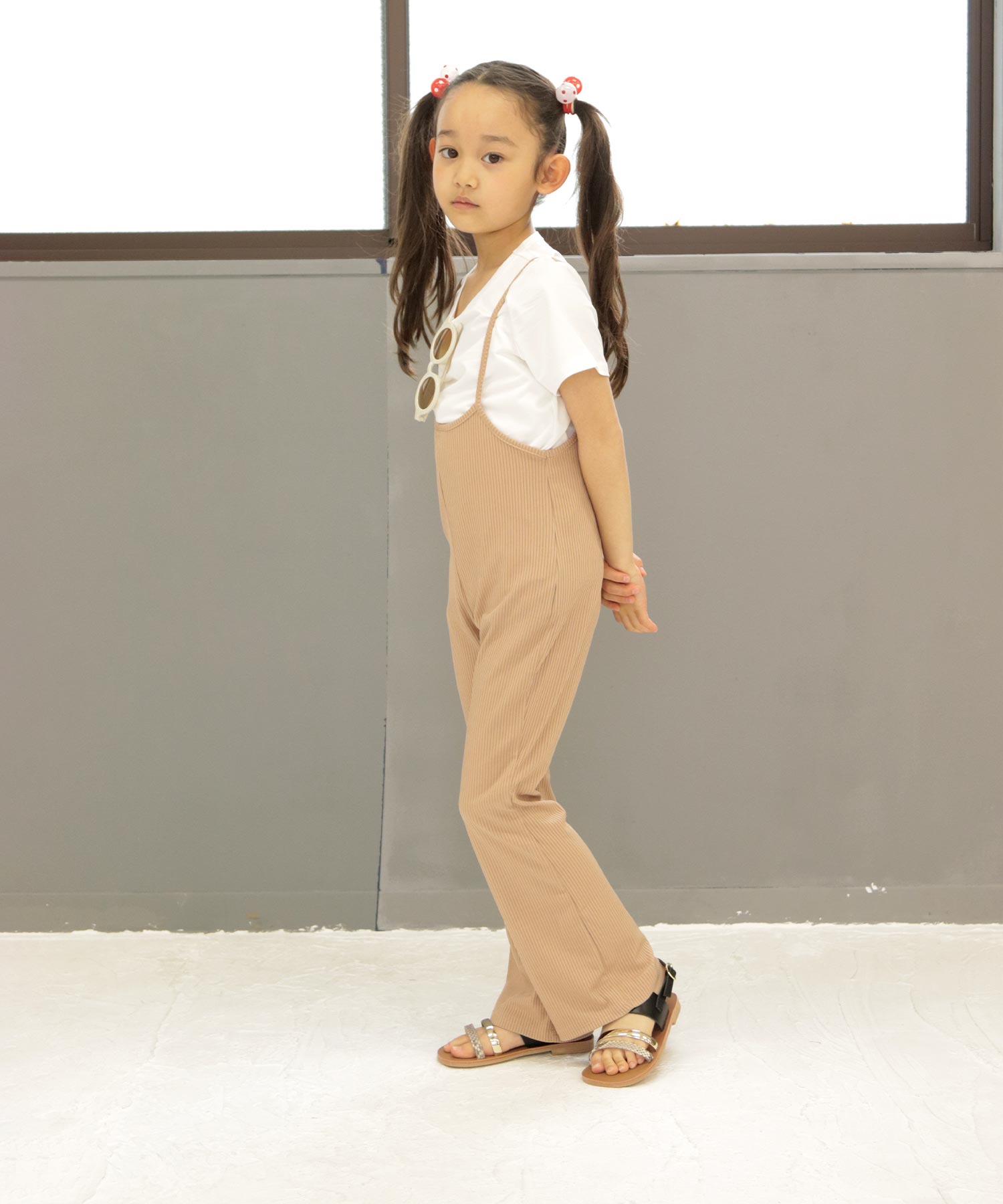 ソロット SOROTTO 【ママとお揃い】3連ストラップのフラットサンダル (KIDS) （ブラック） ブラック