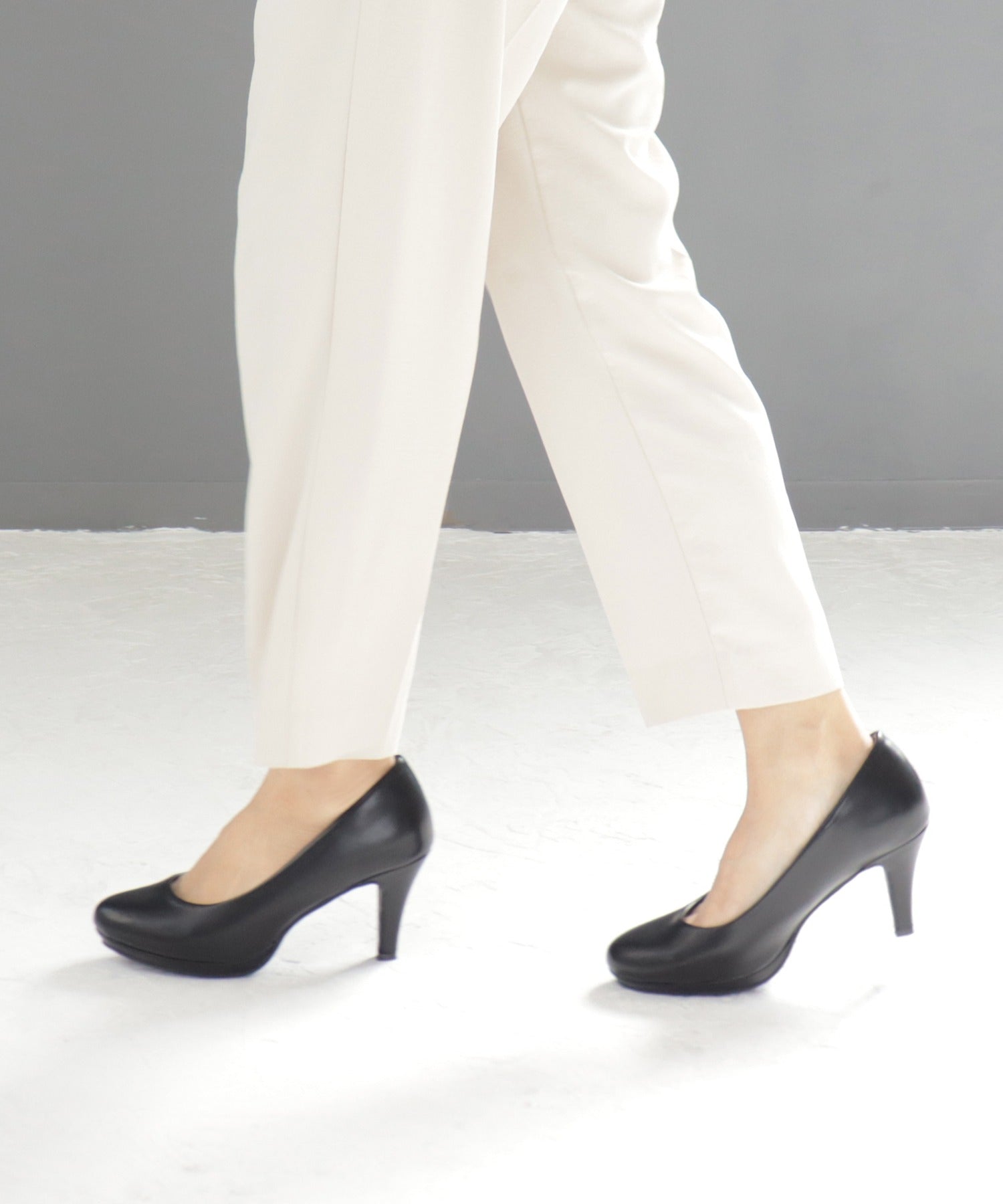 Sorotto Storm Formal Round Toe Pumps