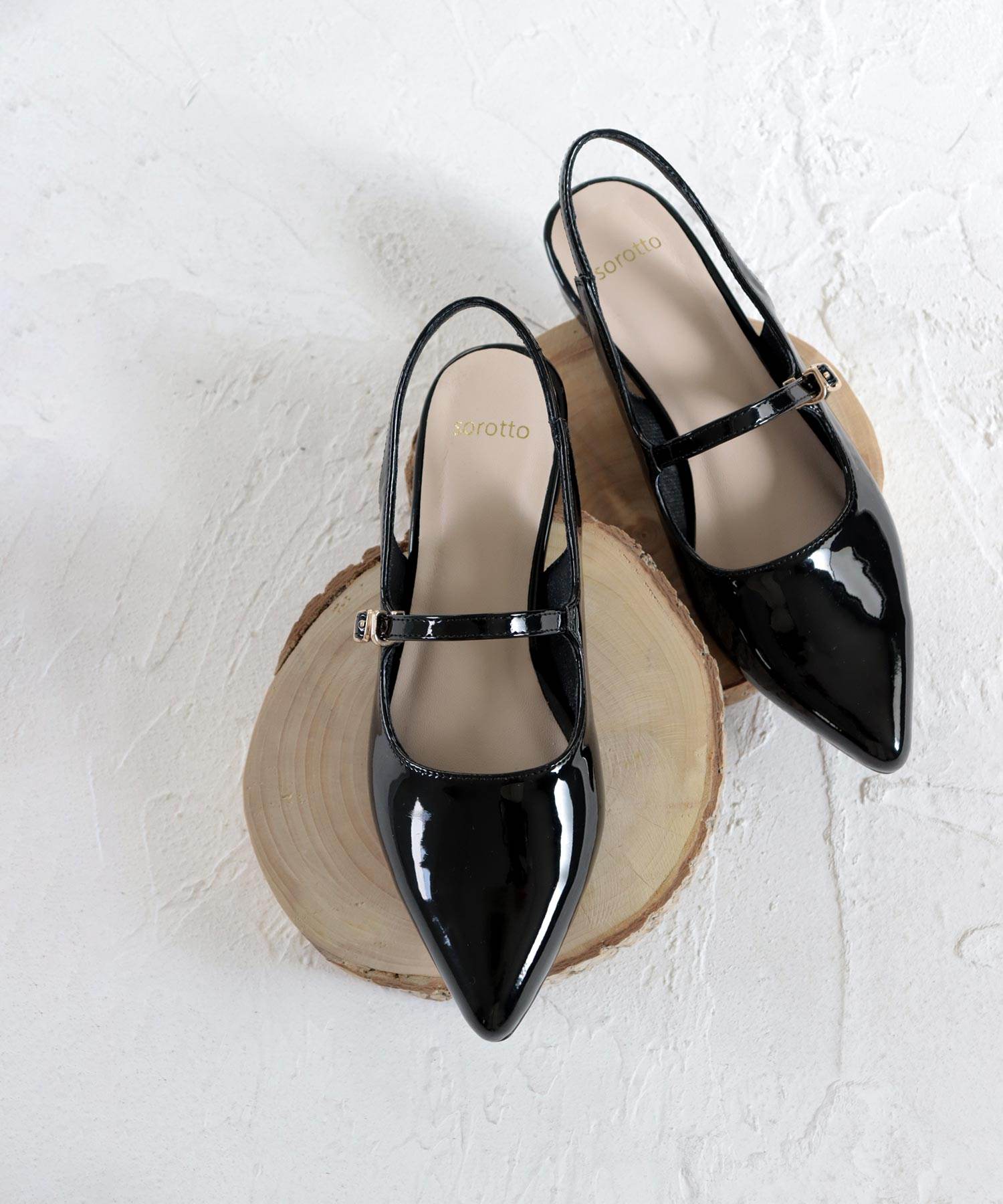 ソロット SOROTTO バックストラップメリージェーンパンプス/ポインテッドトゥ (LADYS) （ブラック） ブラック