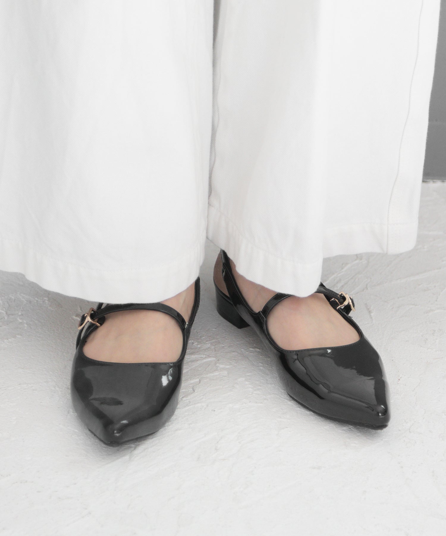 ソロット SOROTTO バックストラップメリージェーンパンプス/ポインテッドトゥ (LADYS) （ブラック） ブラック