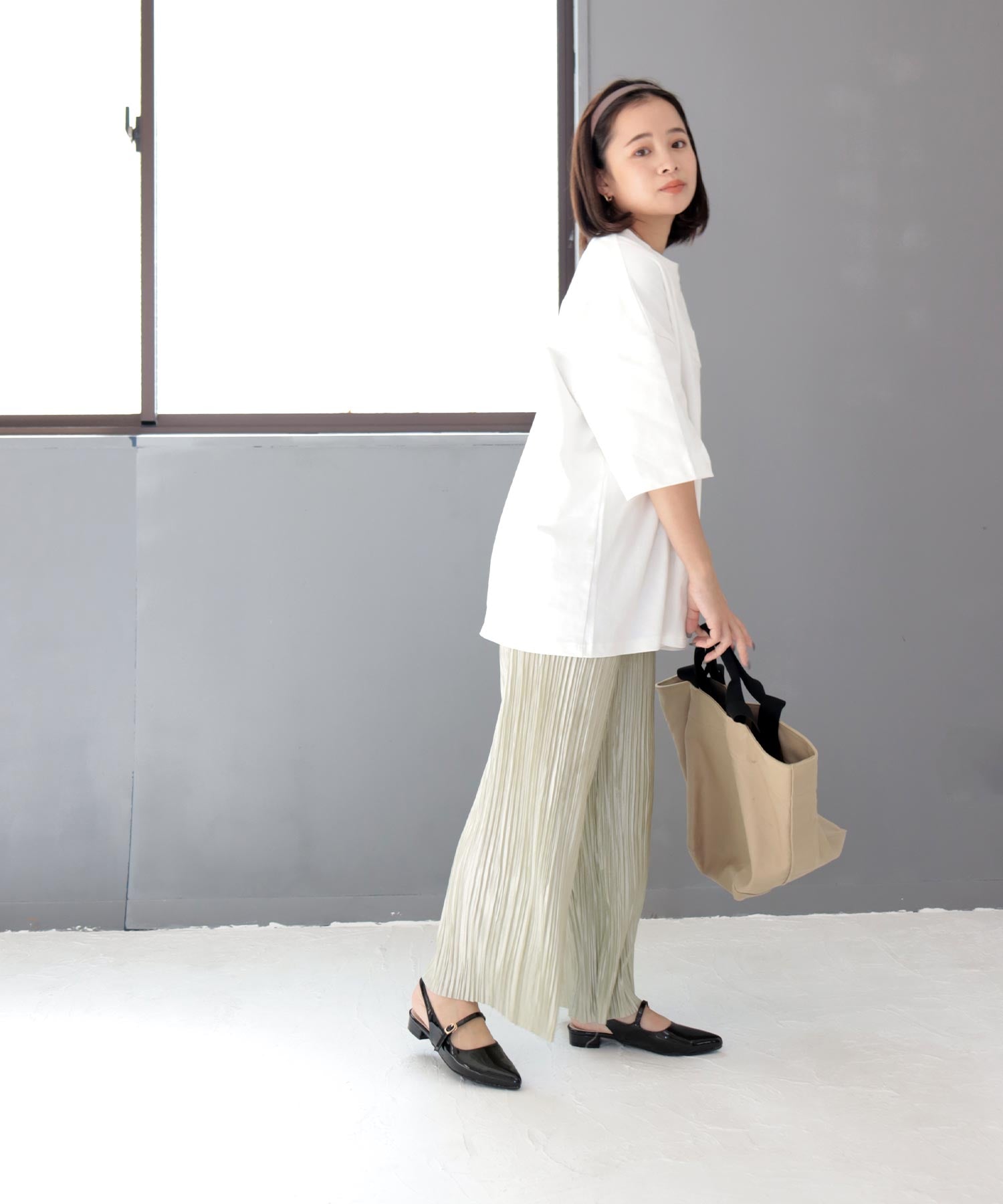 ソロット SOROTTO バックストラップメリージェーンパンプス/ポインテッドトゥ (LADYS) （ブラック） ブラック