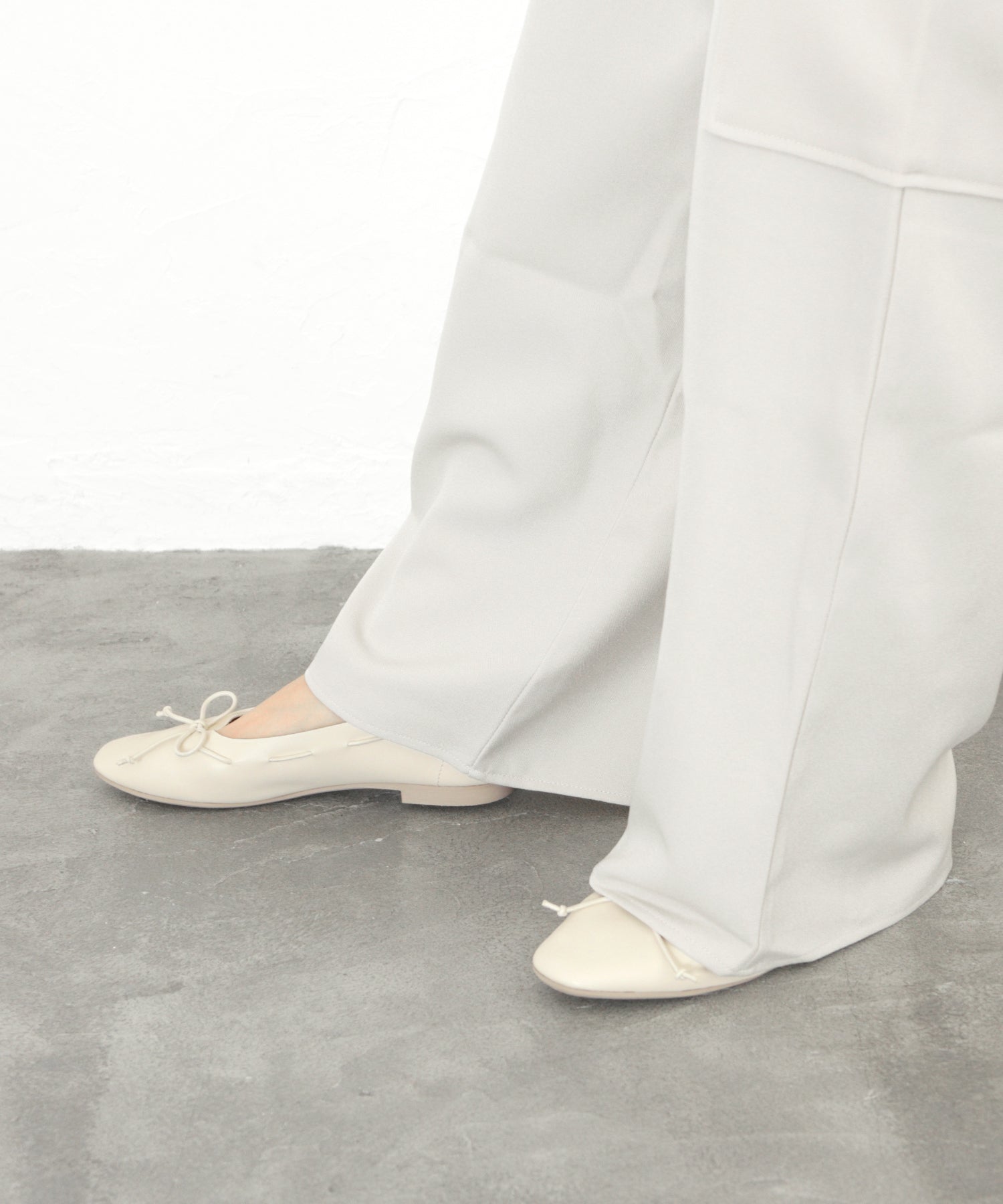 Sorotto Sorotto [從兒童到成人]輕巧的Petanko鞋，帶有Kushukushu Design