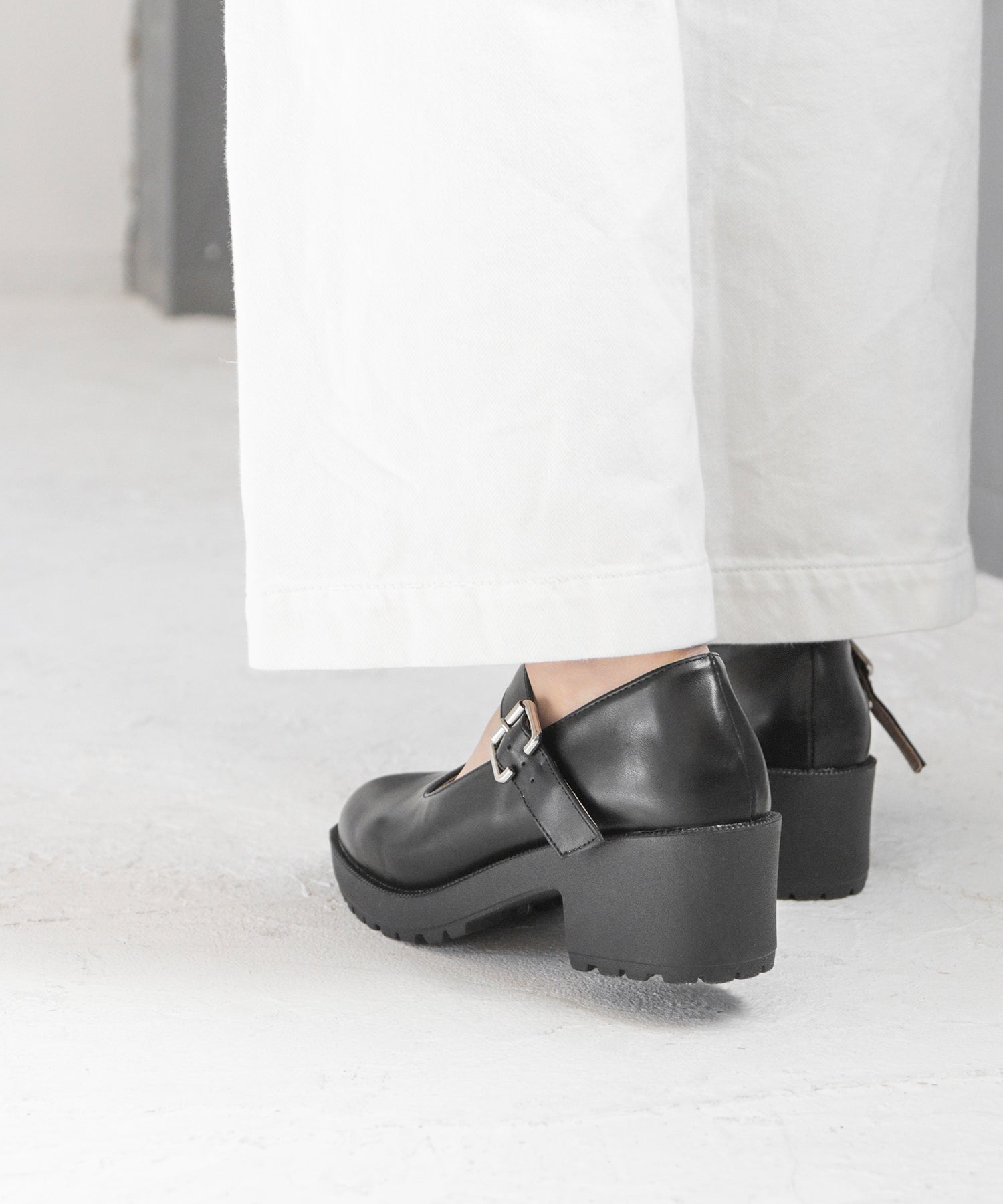 ソロット SOROTTO 『軽量』メリージェーン ヒールパンプス