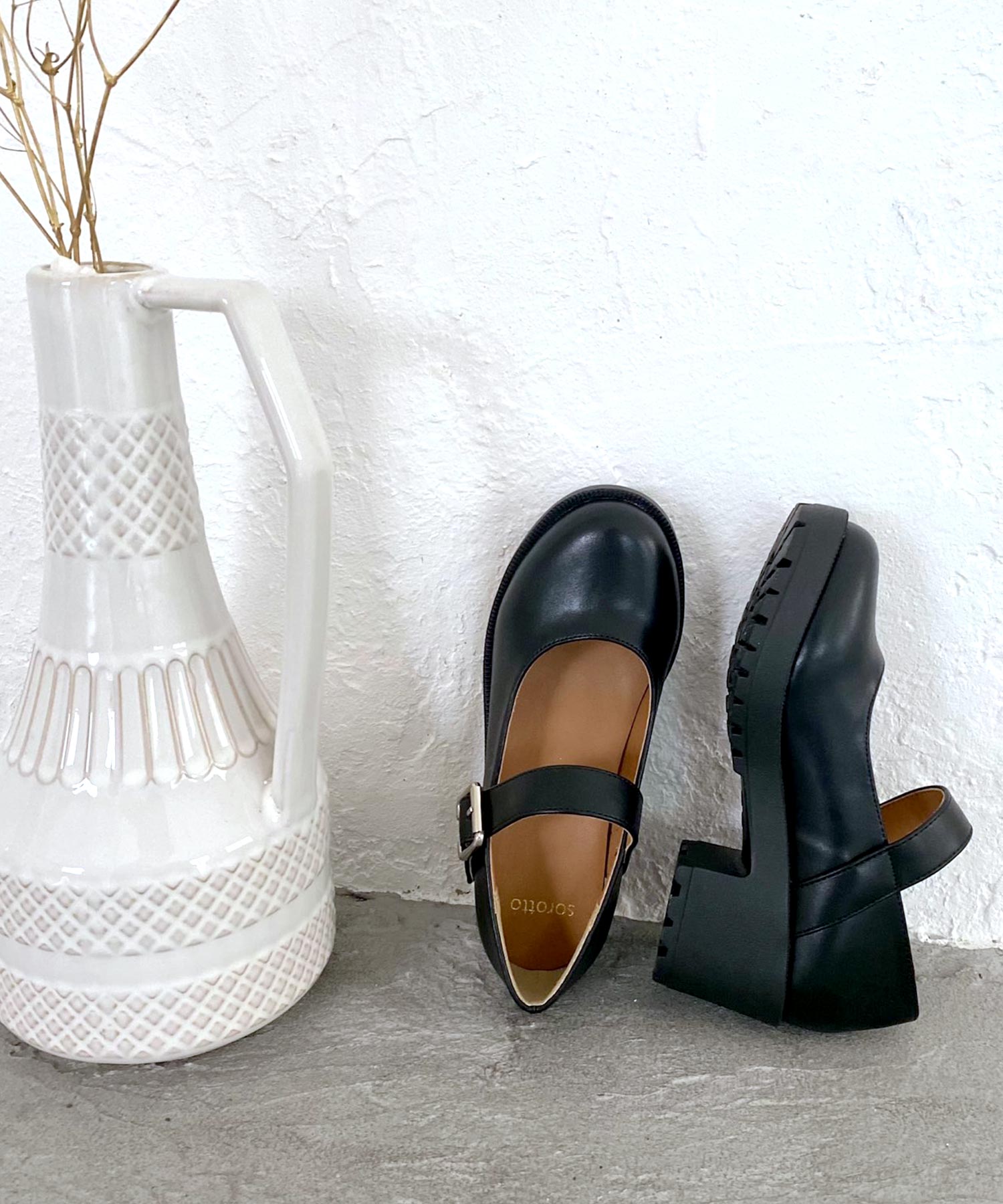 ソロット SOROTTO 『軽量』メリージェーン ヒールパンプス