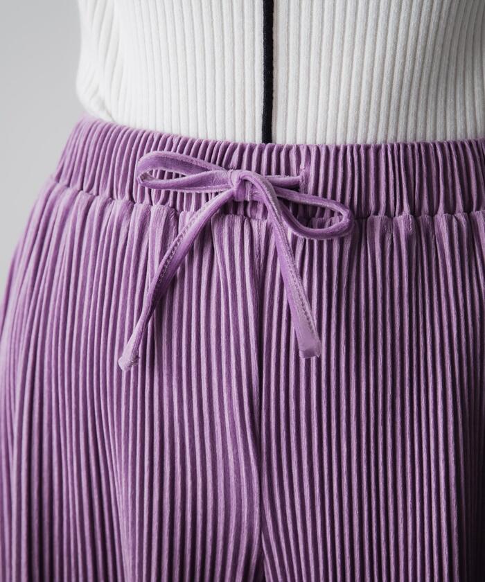 Socolla 【socolla】 Suede Touch Pleated Straight Pants
