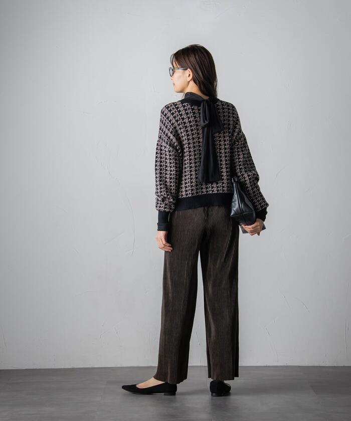 Socolla 【socolla】 Suede Touch Pleated Straight Pants