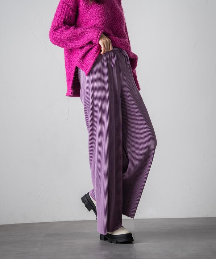 Socolla 【socolla】 Suede Touch Pleated Straight Pants