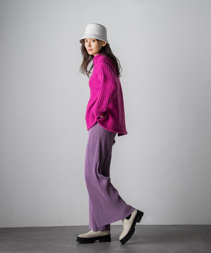 Socolla 【socolla】 Suede Touch Pleated Straight Pants