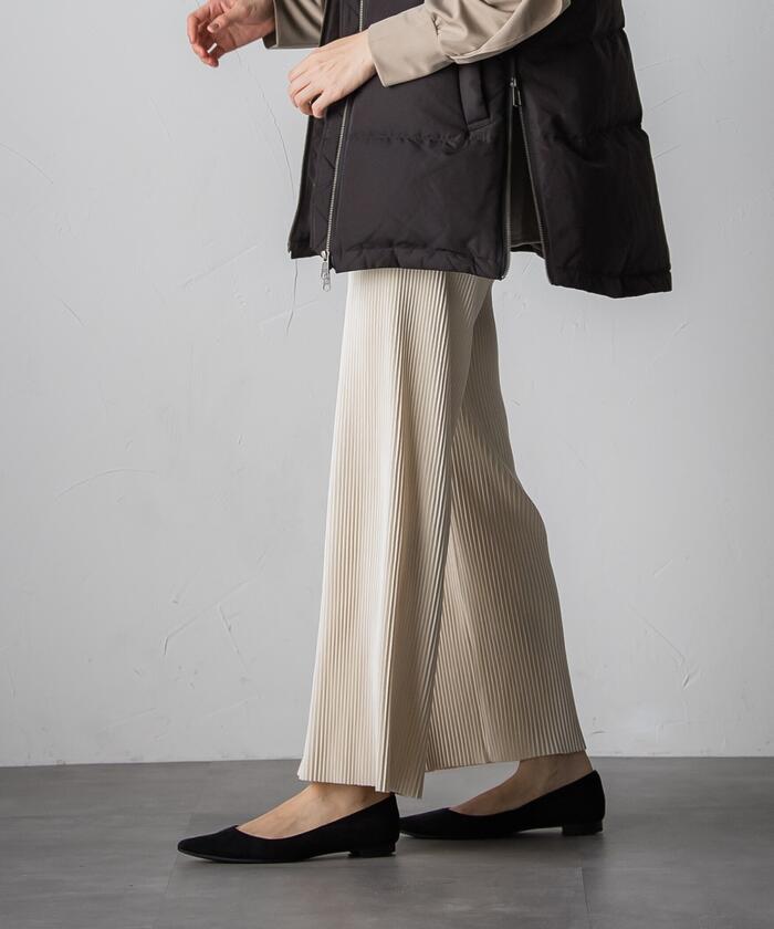 Socolla 【socolla】 Suede Touch Pleated Straight Pants