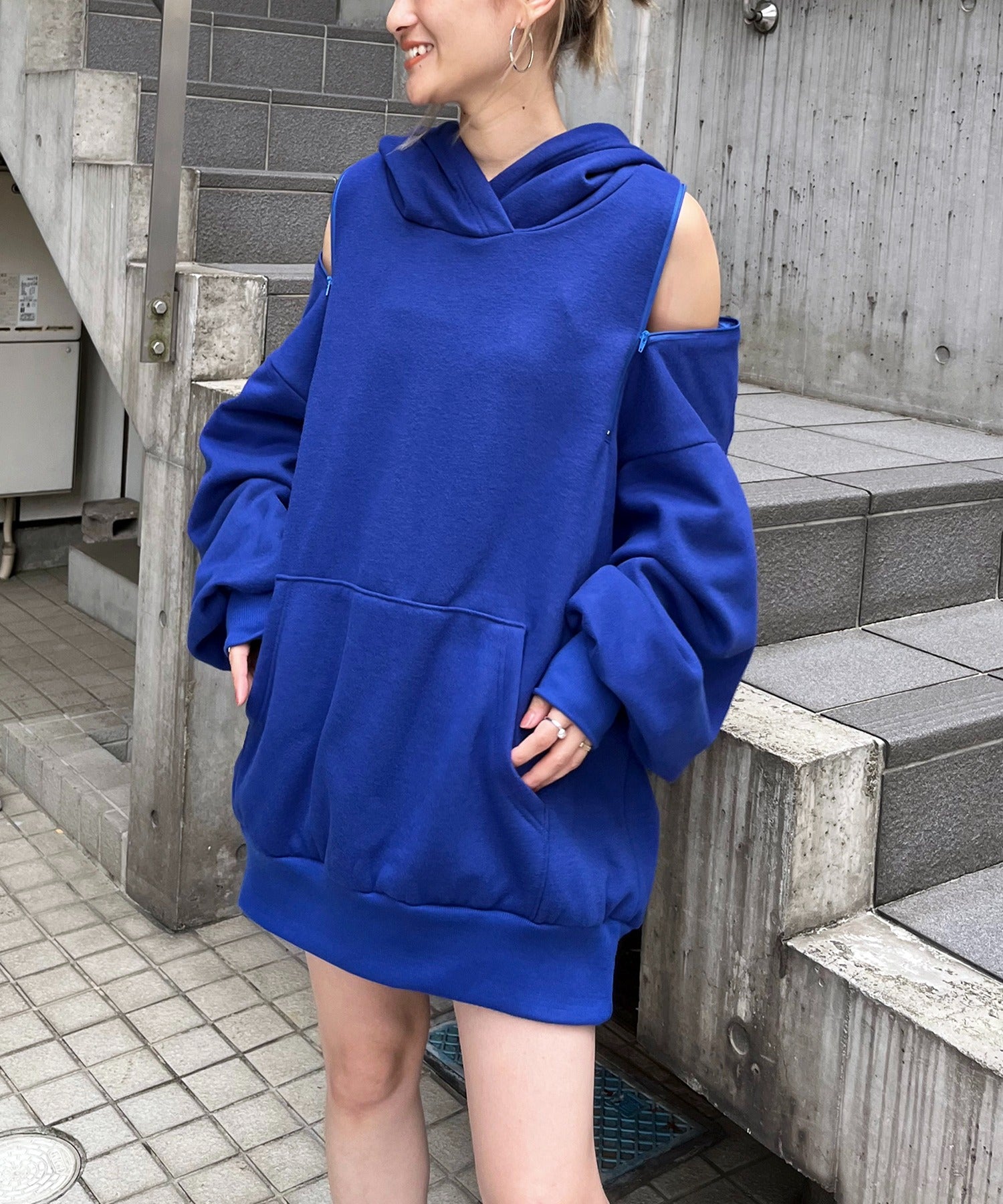 スパイラルガール SPIRALGIRL オープンショルダーZIPパーカー （ブルー） ブルー