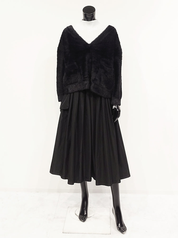 SPECCHIO Deep V-Neck Shaggy Knit Cardigan
