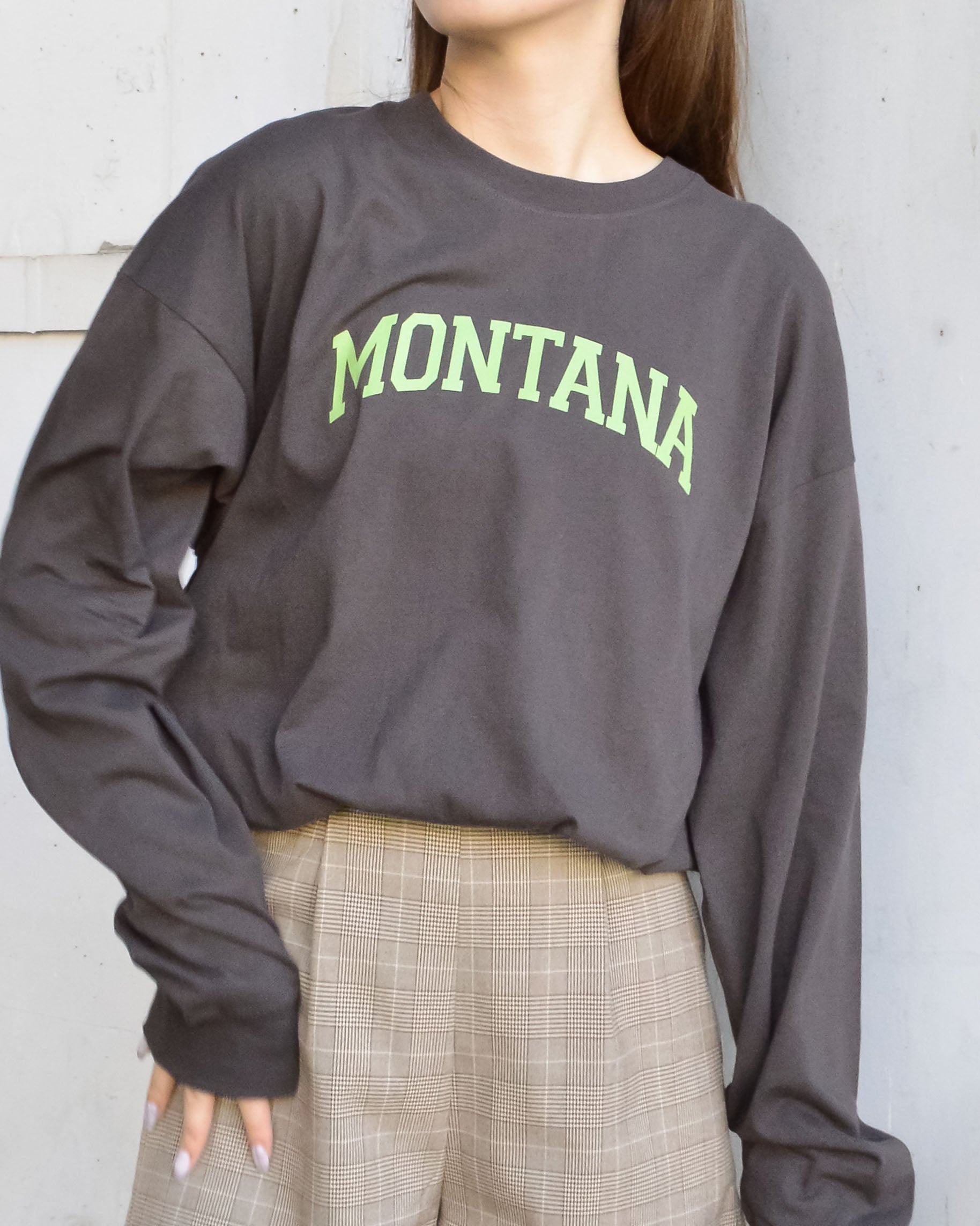 スピリトーゾ Spiritoso MONTANAロゴビックシルエットロンT,チャコール