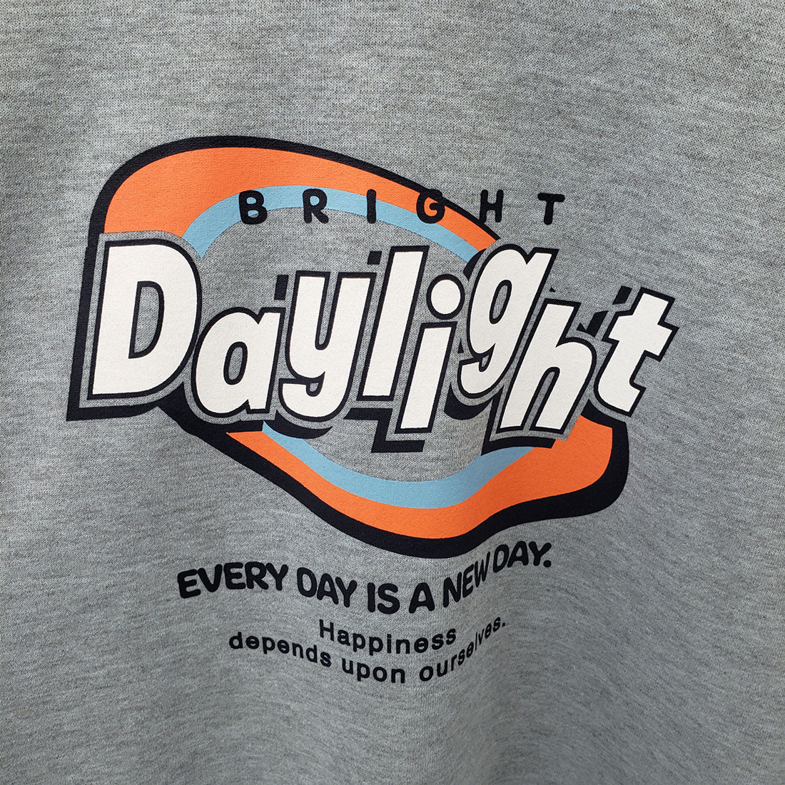 スピリトーゾ Spiritoso daylightビッグプリント裏起毛パーカー
