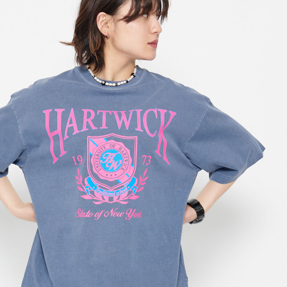 スピリトーゾ Spiritoso HARTWICK カレッジロゴTシャツ （ネイビー） ネイビー