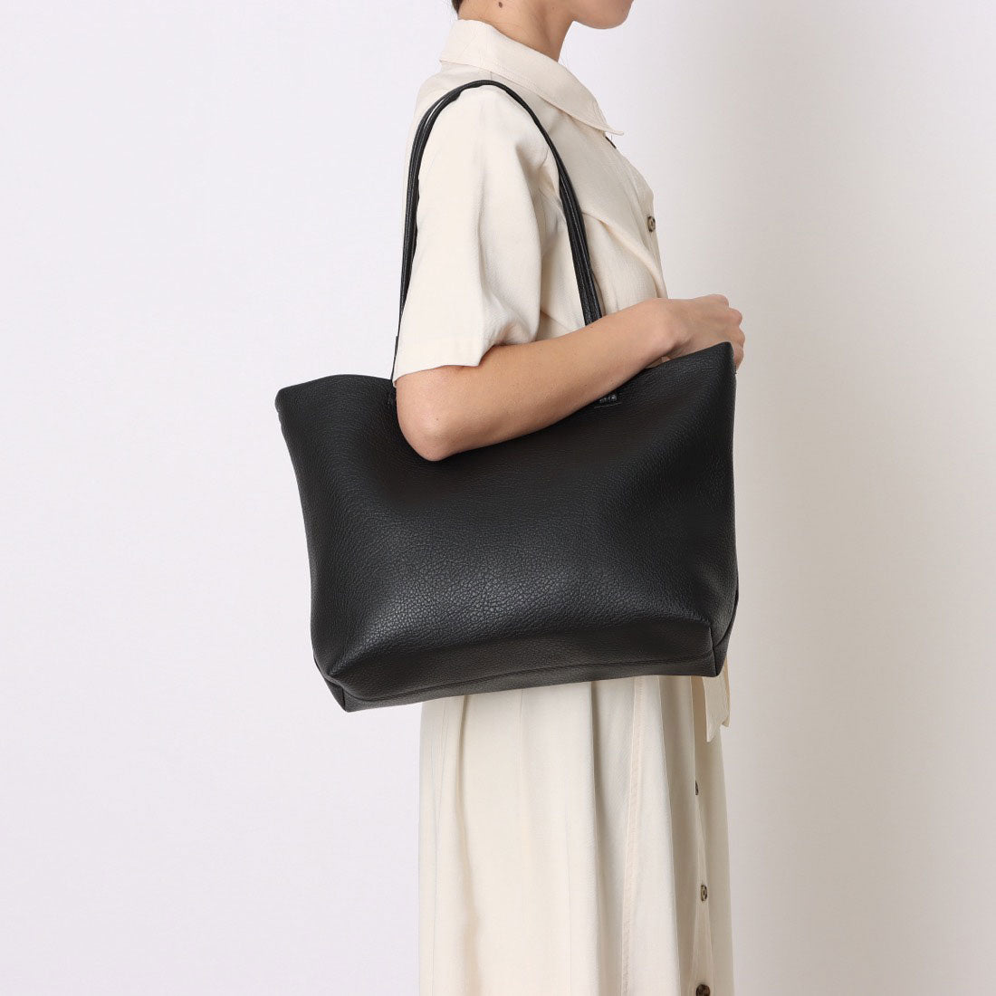 スタイロ styiro ポーチ付きA4トートバッグ （ブラック） ブラック