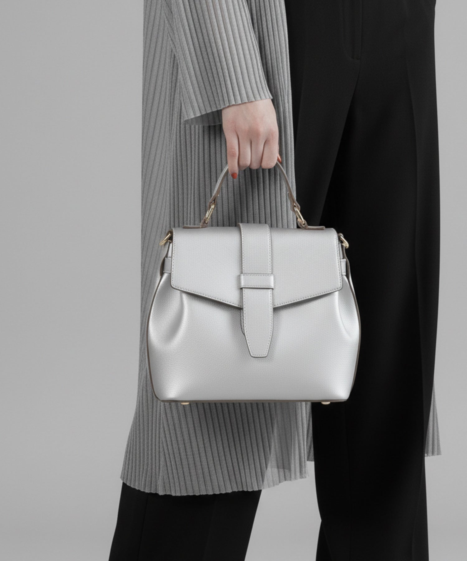 スタイロ styiro ベルトフラップ 2WAYショルダーハンドバッグ （シルバー） シルバー