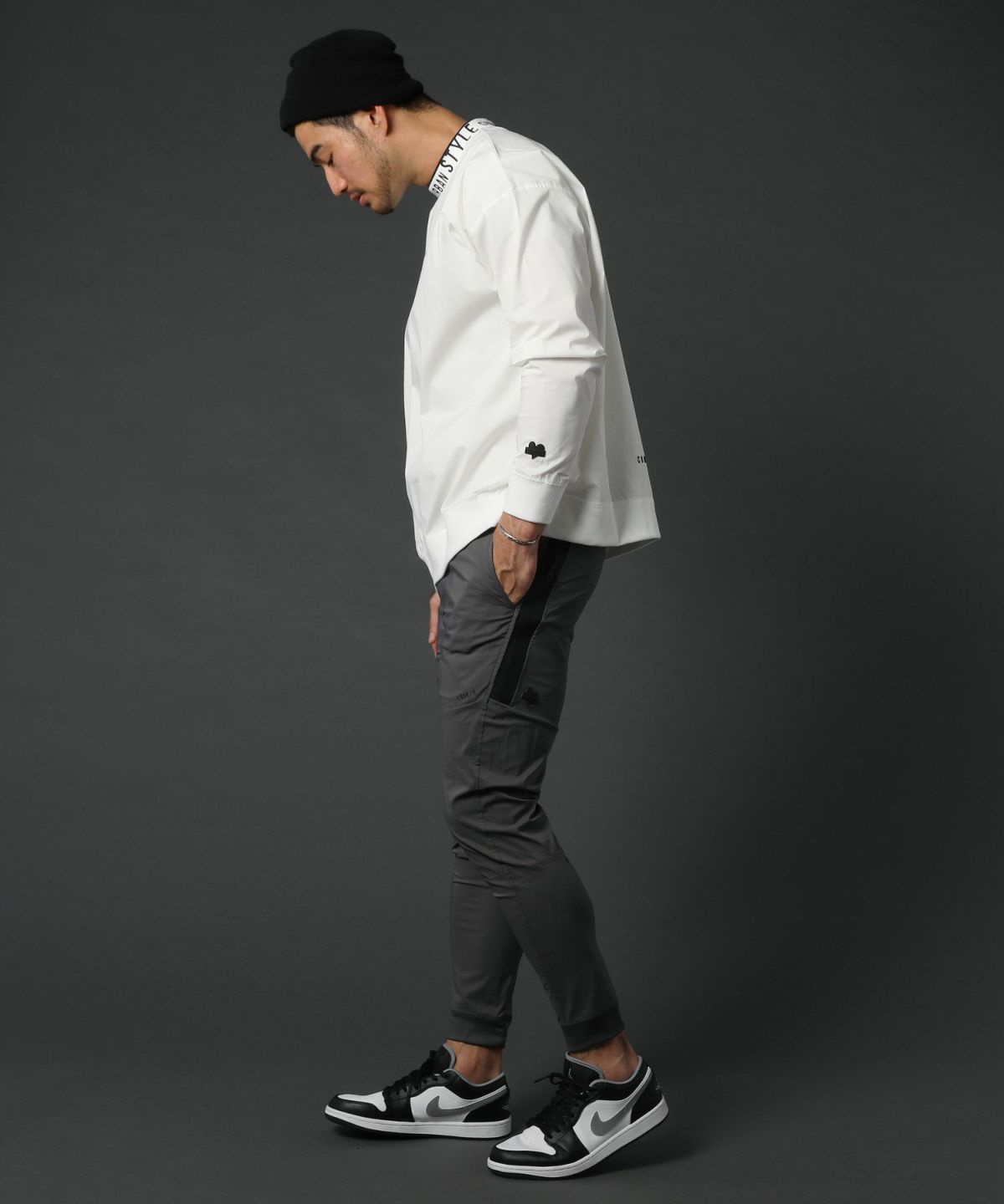 カジュアル THE CASUAL LUXE/R ベルトループ付き ストレッチ 布帛 裾 リブ ジョガーパンツ