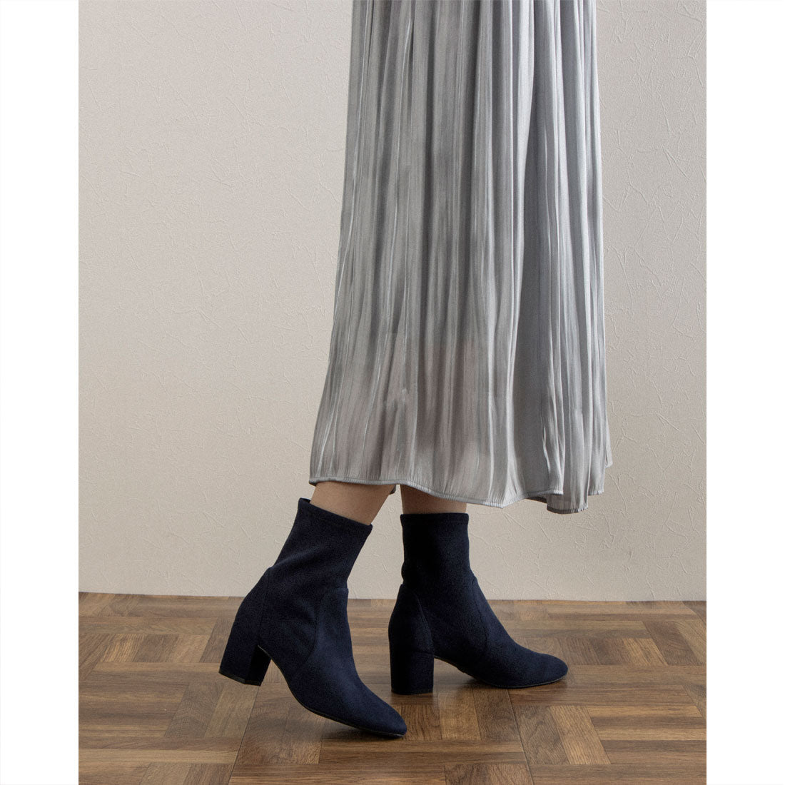スチュアート ワイツマン STUART WEITZMAN ストレッチショートブーツ,ブルー