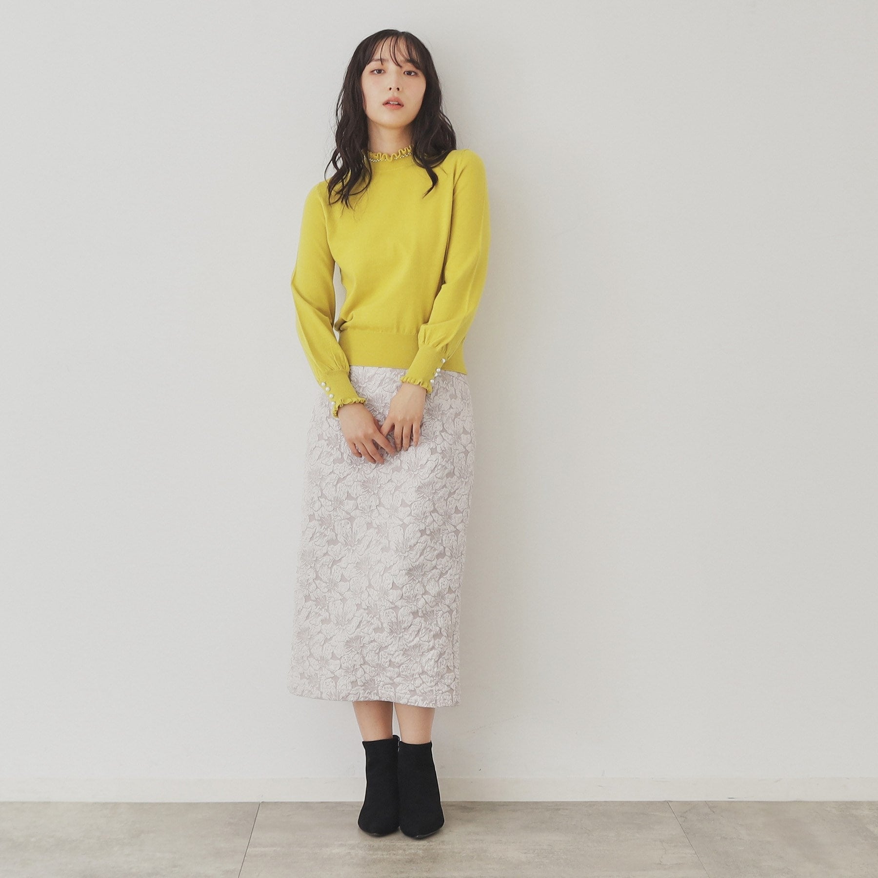 SunaUna 【SS to L size range / 6 color options】 Pearl-like petite craft knit
